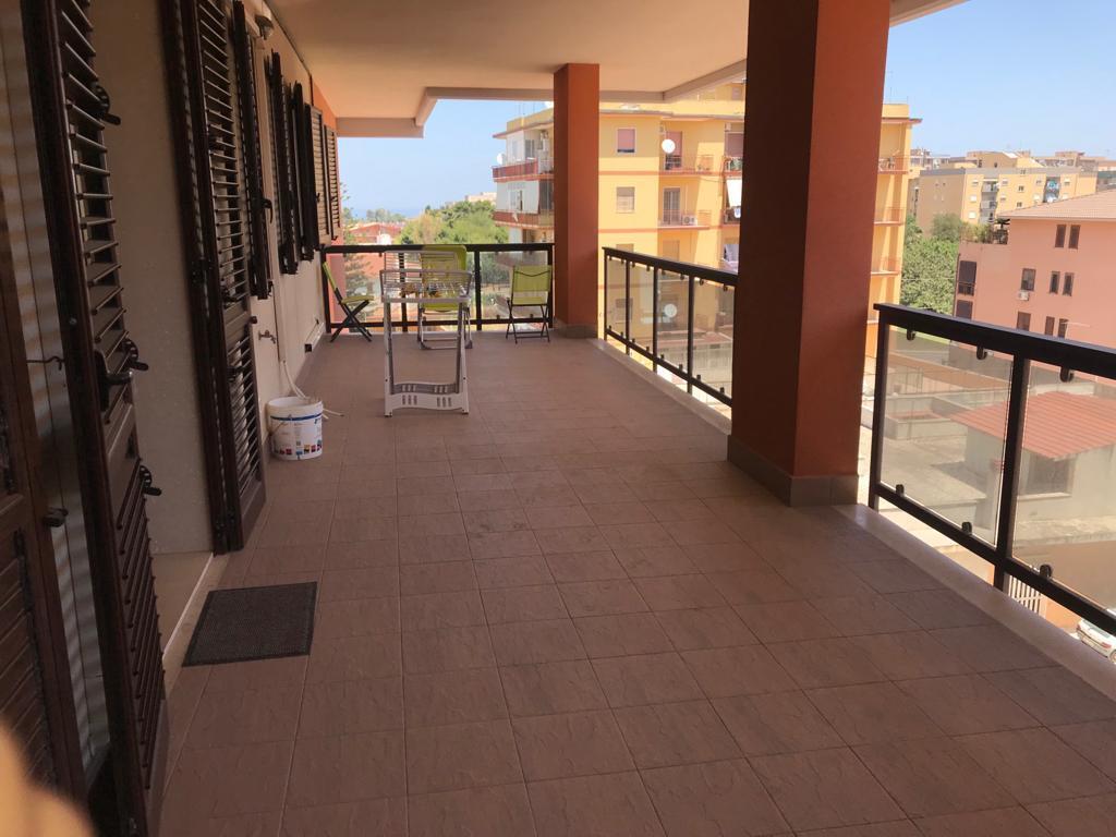 Appartamento con terrazzo in viale san panagia 170, Siracusa