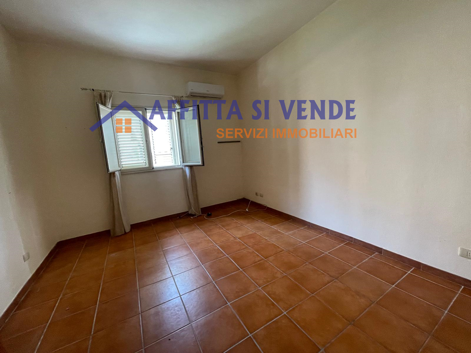 Trilocale da ristrutturare a Siracusa