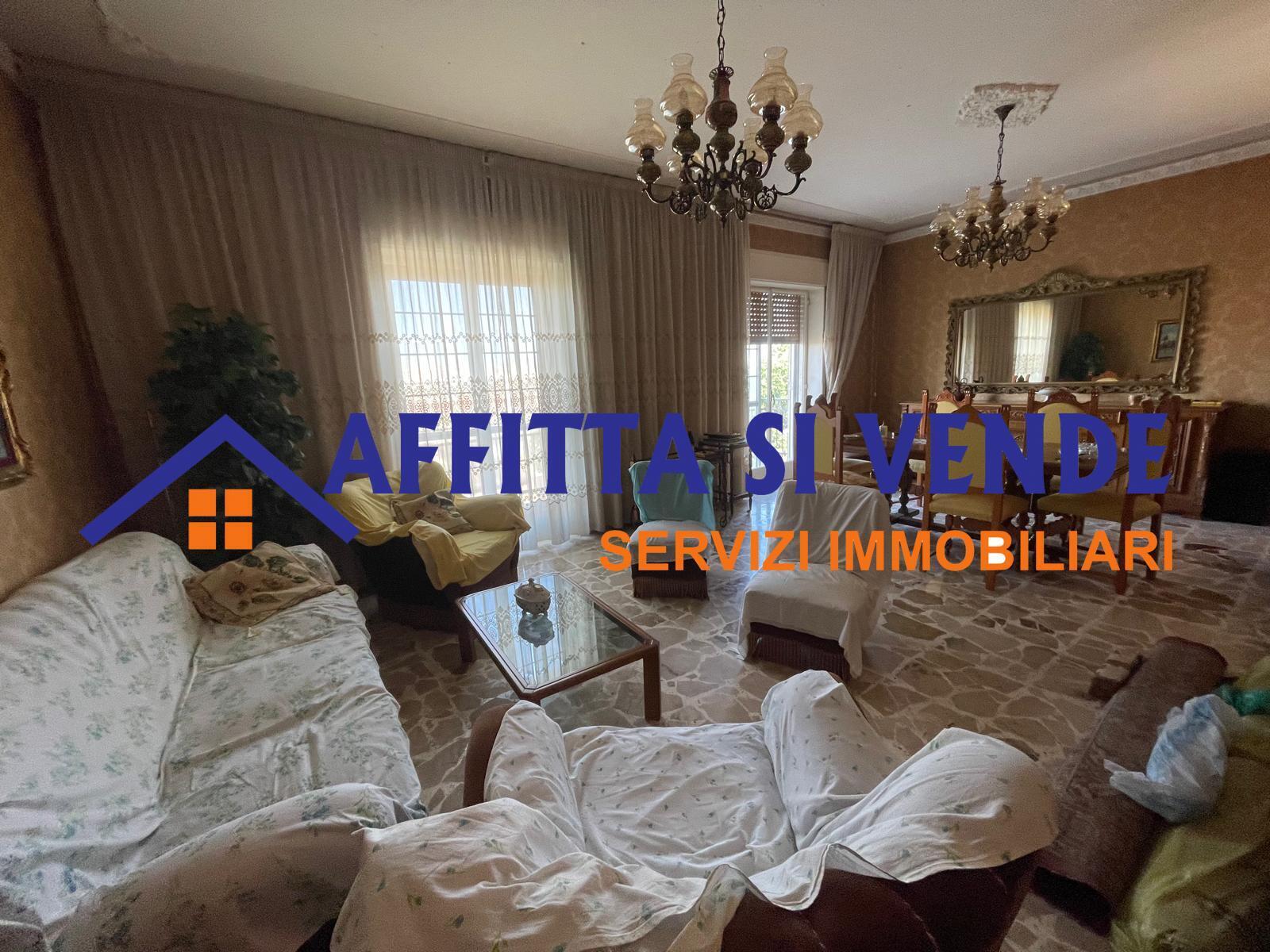 Appartamento da ristrutturare in viale dei comuni 75, Siracusa
