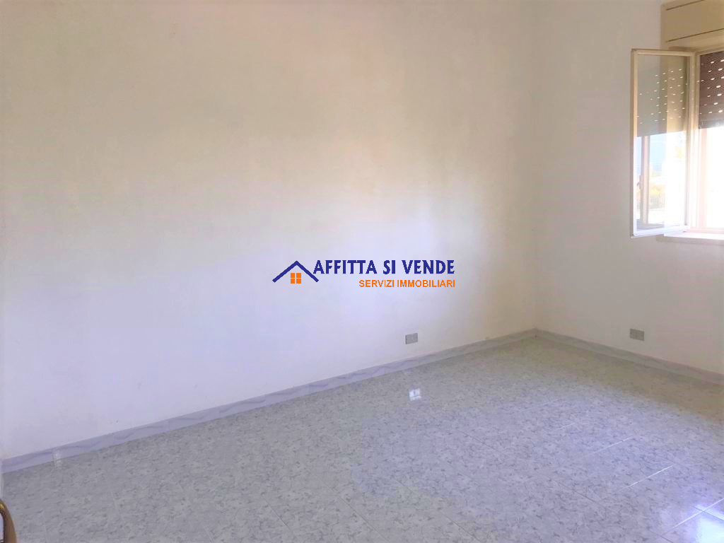 Magazzino in affitto in via udine, Siracusa