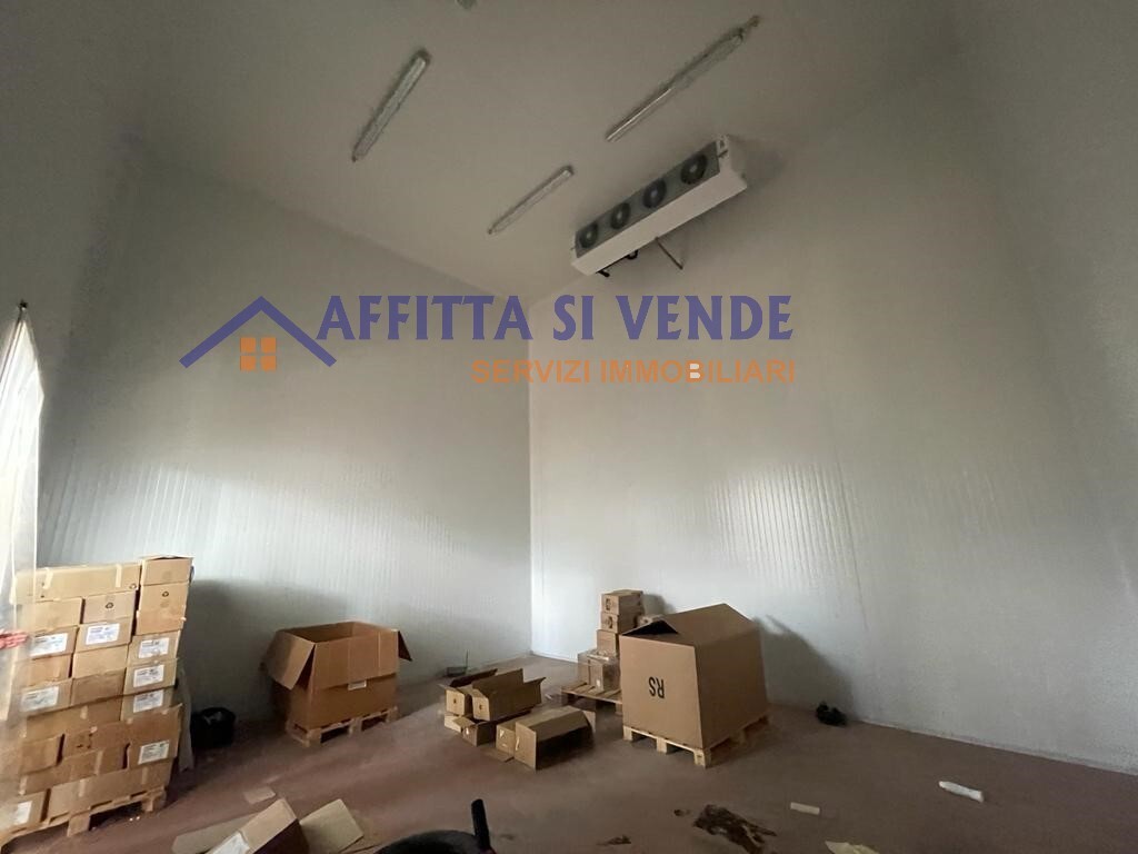 Capannone in affitto in via elorina, Siracusa