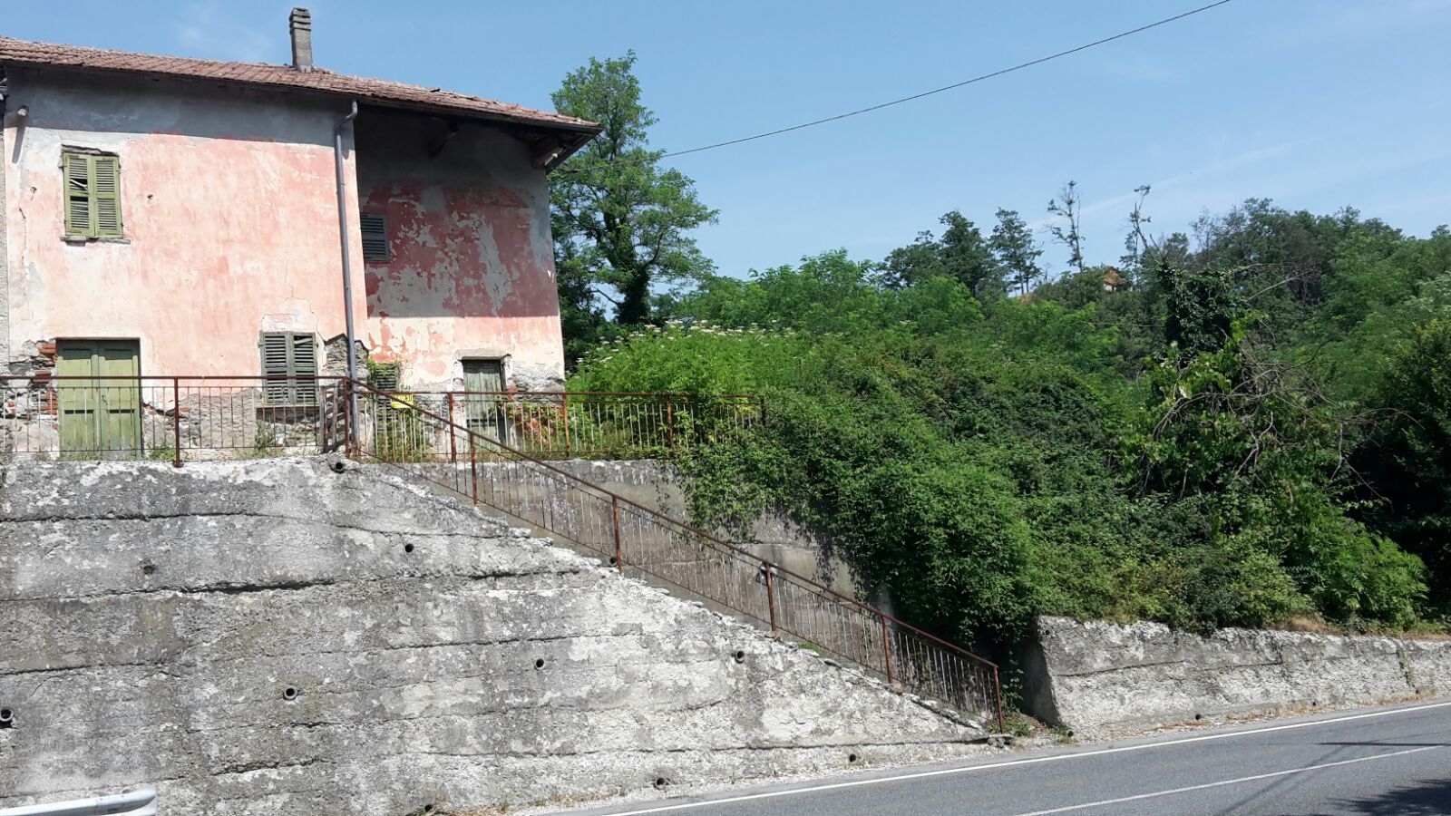 Rustico in vendita a Piana Crixia, Villa