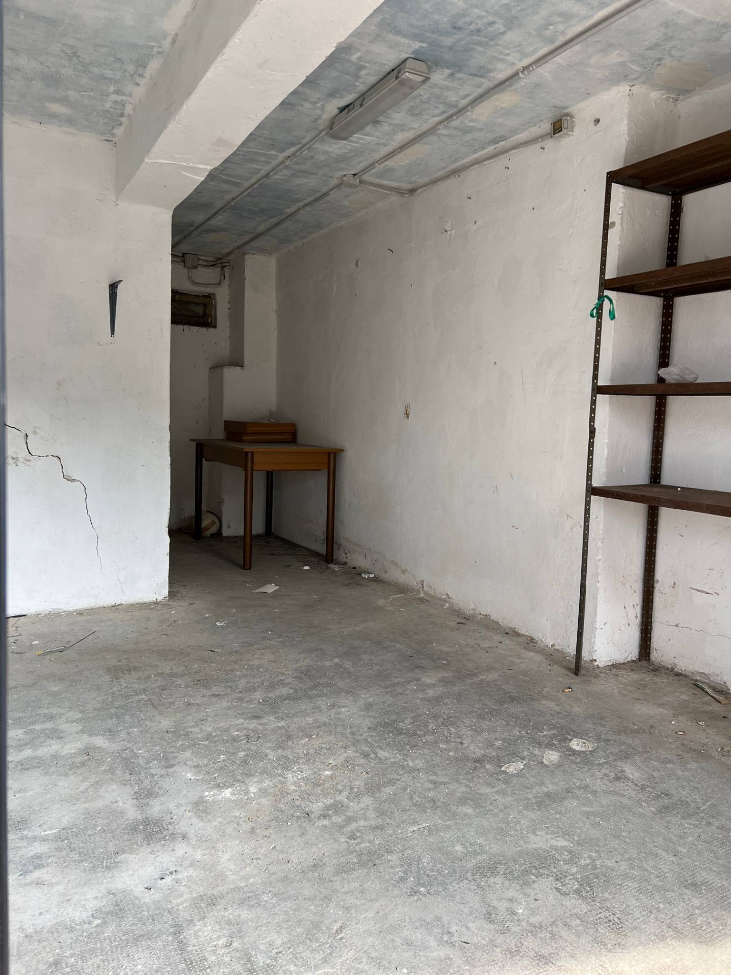 Magazzino in vendita a Savona, Villapiana