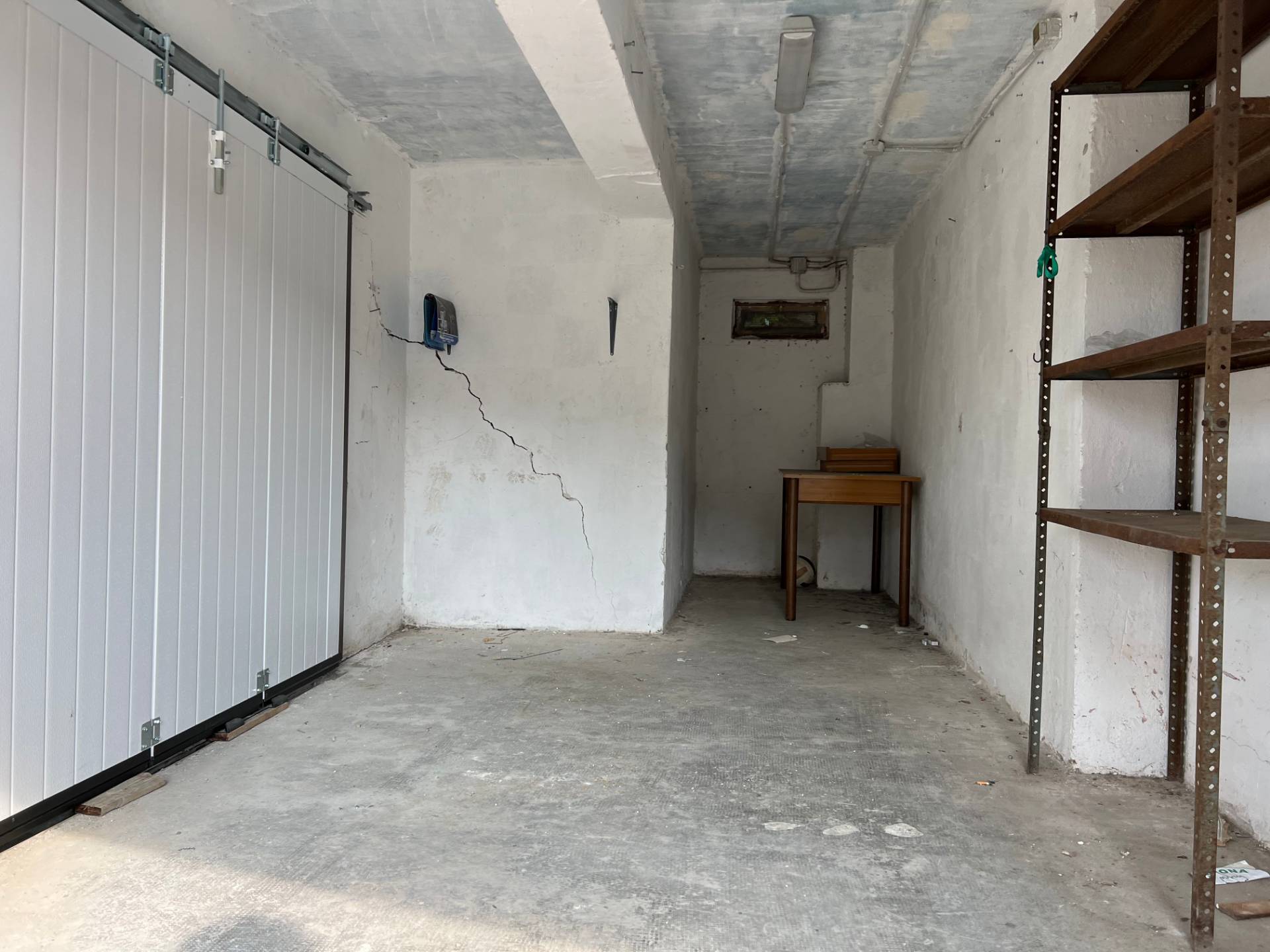 Magazzino in vendita a Savona, Villapiana