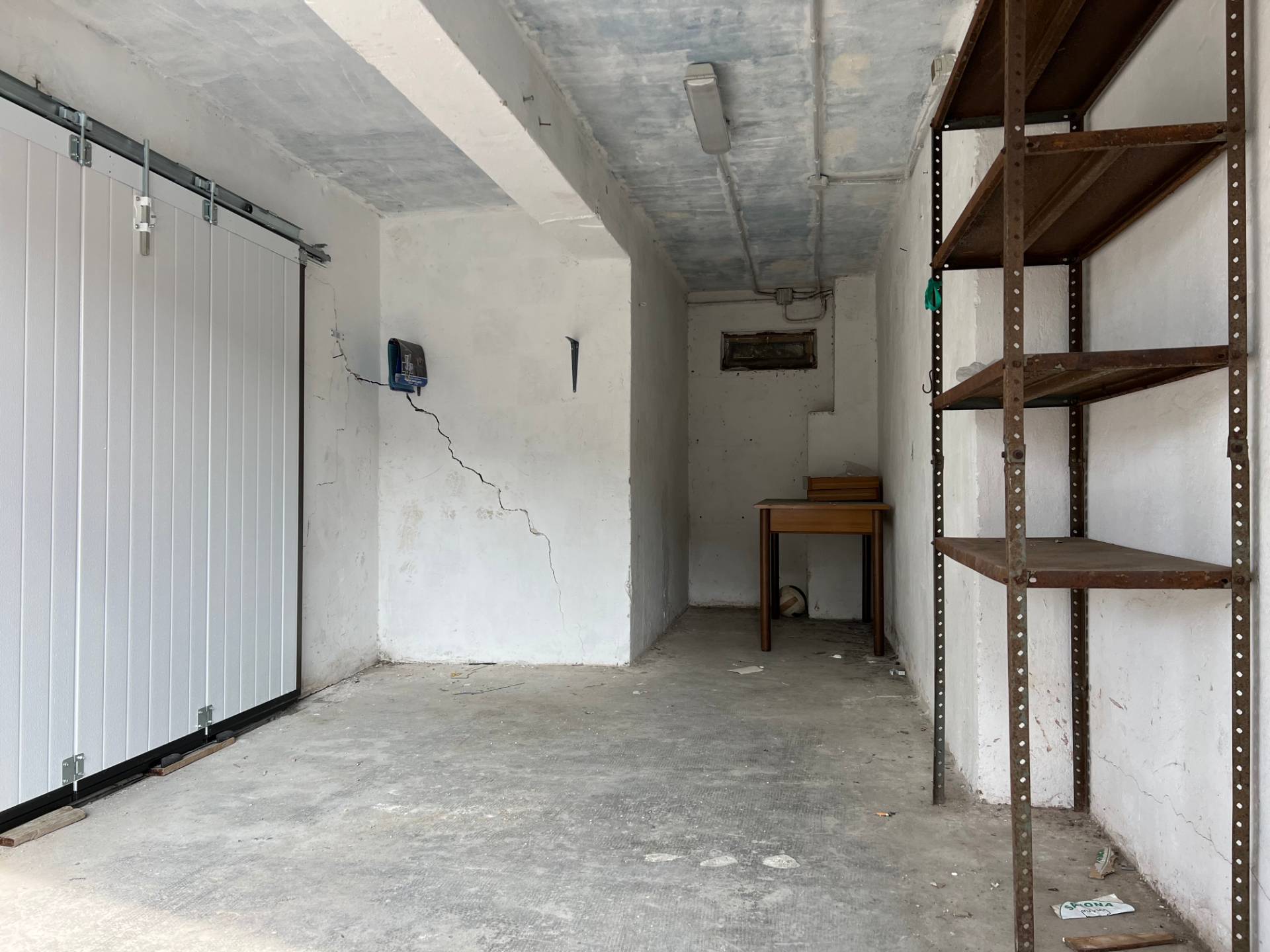 Magazzino in vendita a Savona, Villapiana