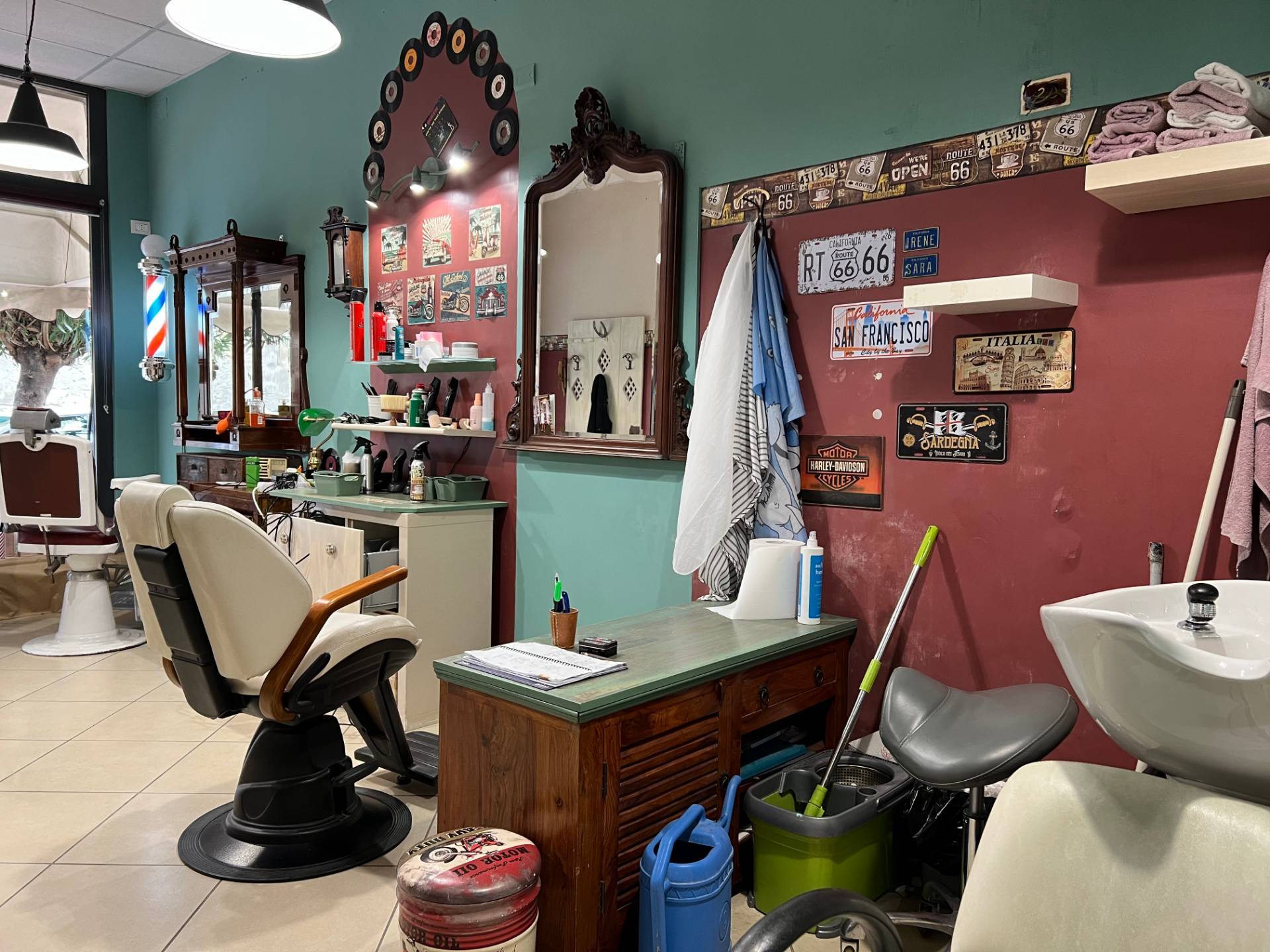 Attivit commerciale in vendita a Albisola Superiore