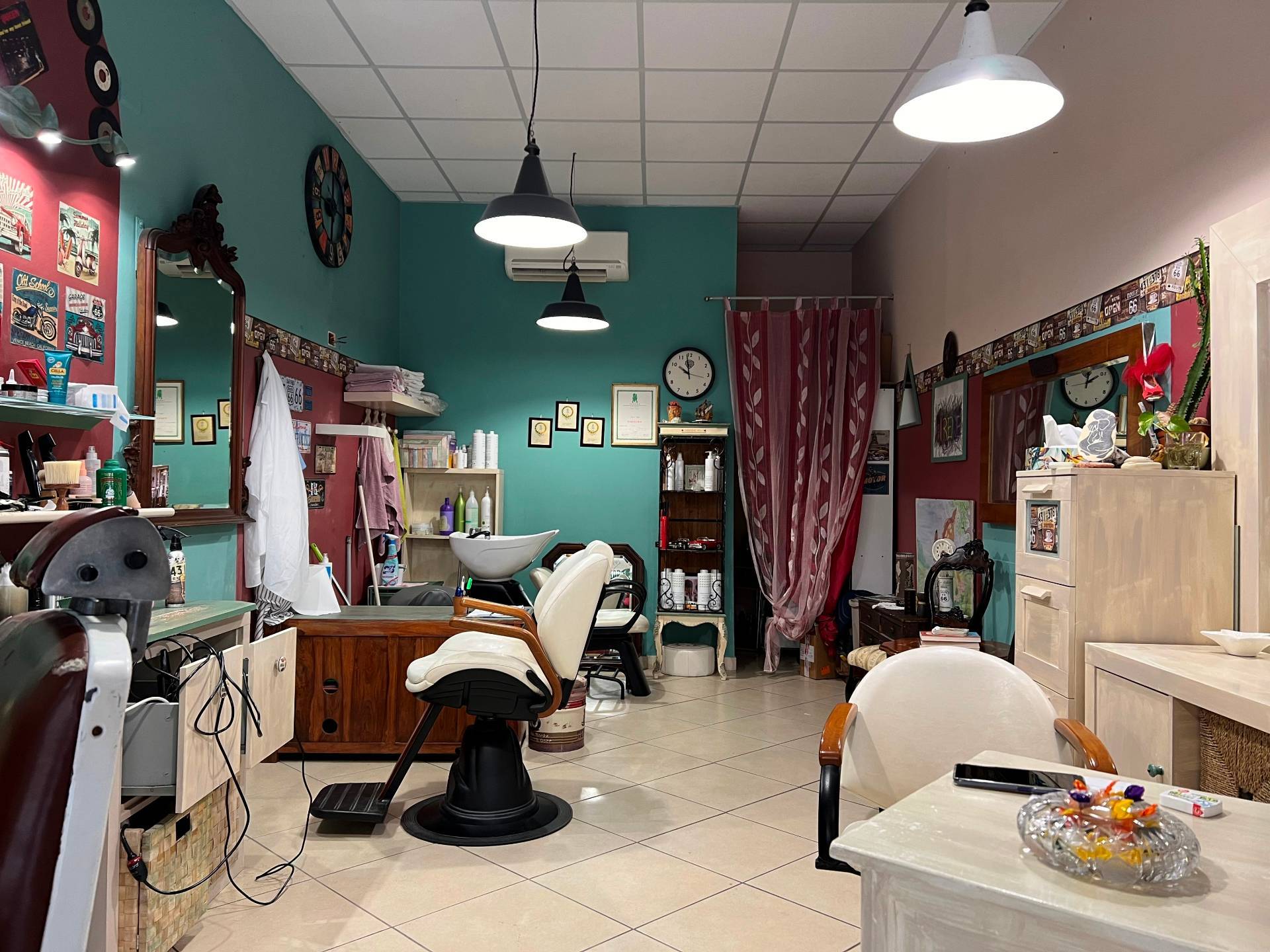 Attivit commerciale in vendita a Albisola Superiore