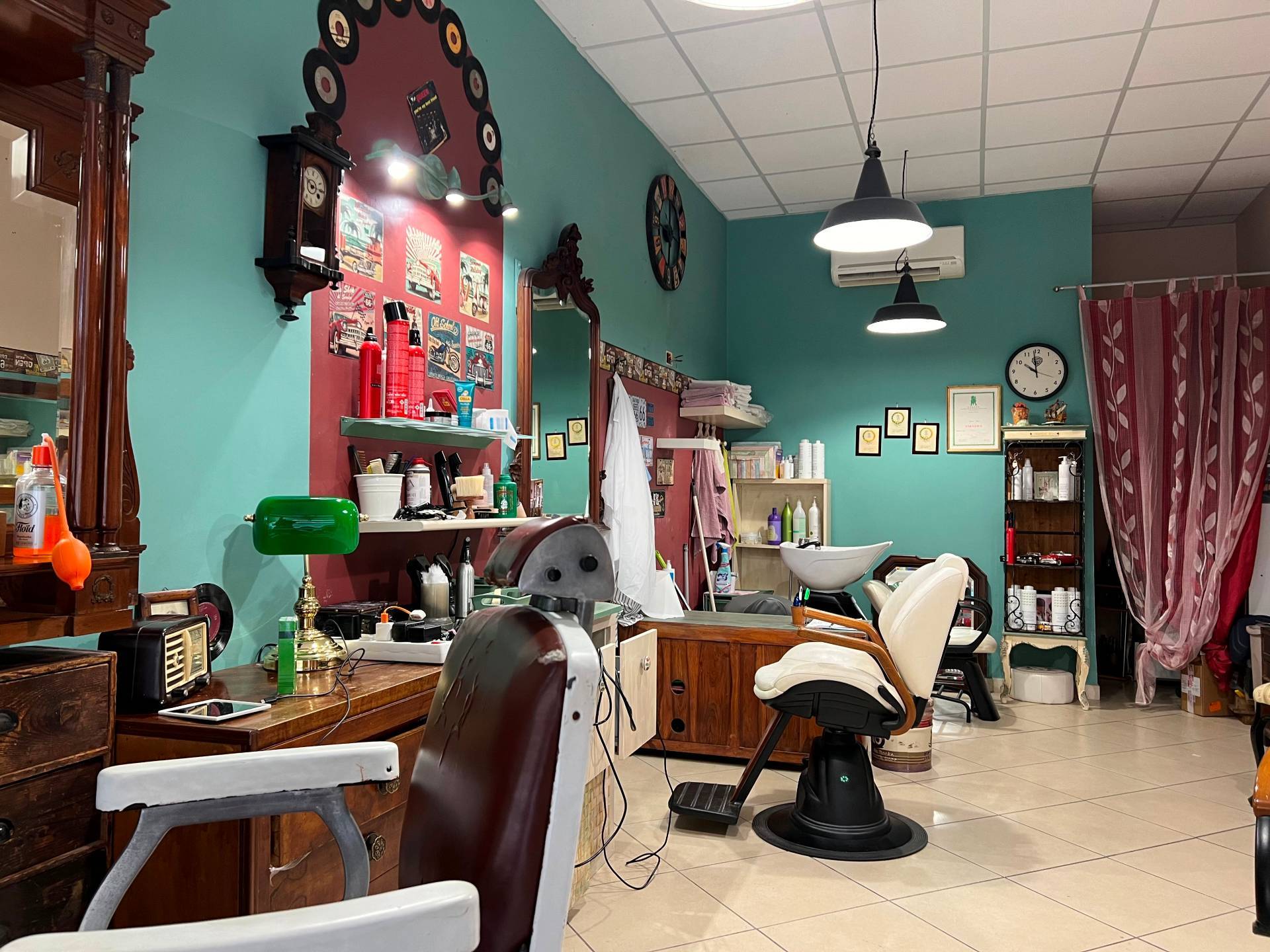 Attivit commerciale in vendita a Albisola Superiore