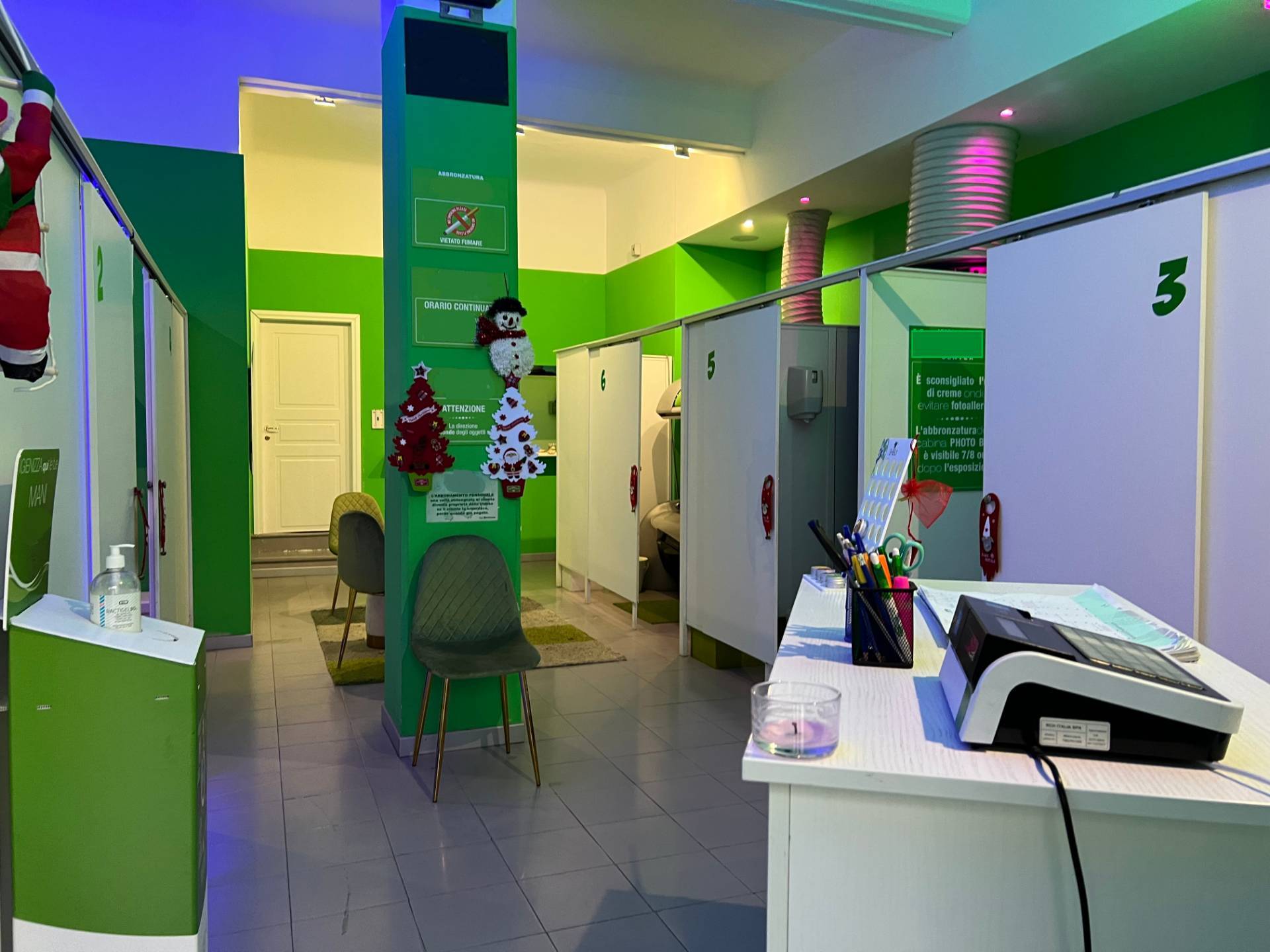 Attivit commerciale in vendita a Savona, Centro