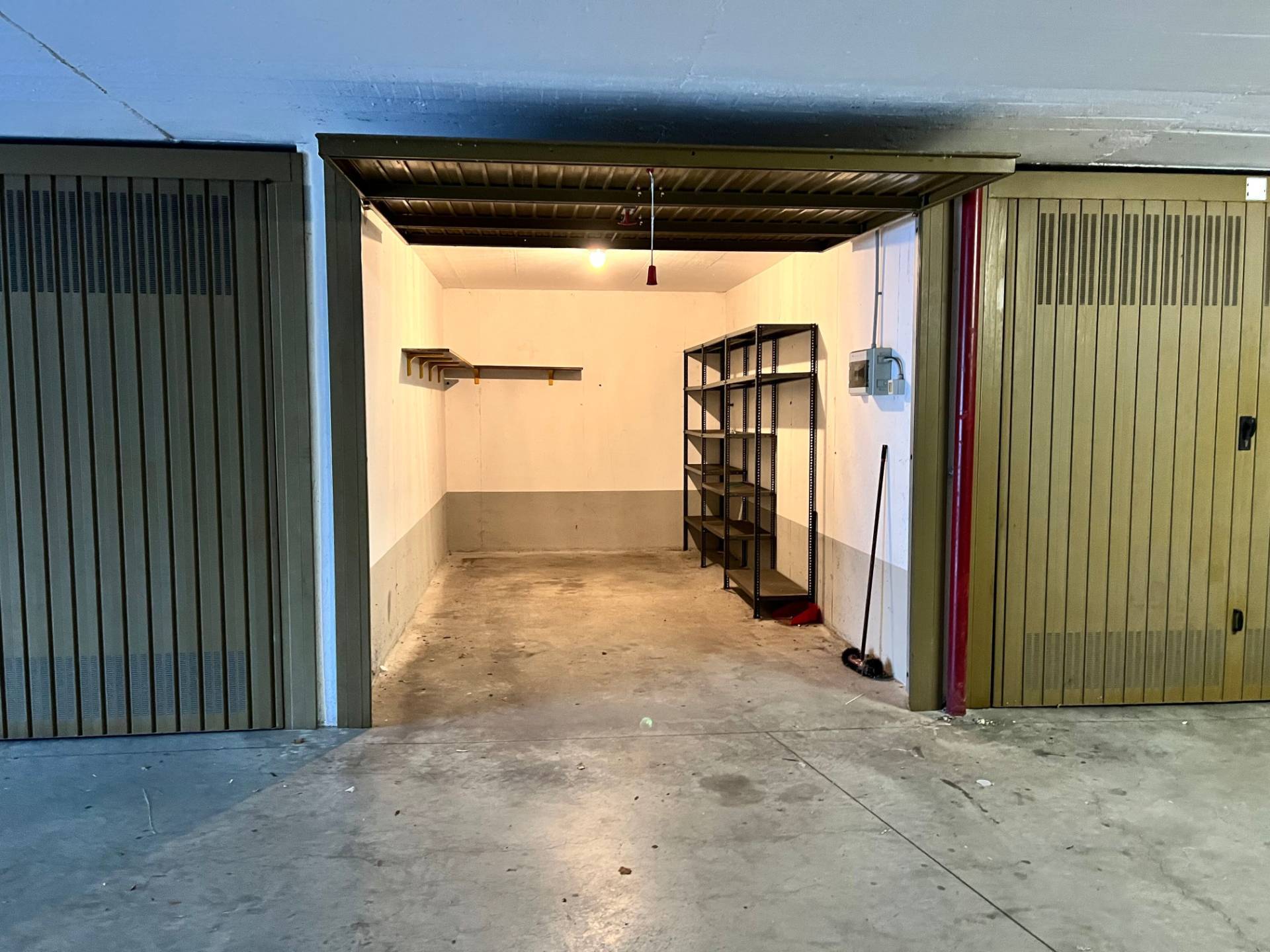 Box o garage in vendita a Savona, Villapiana