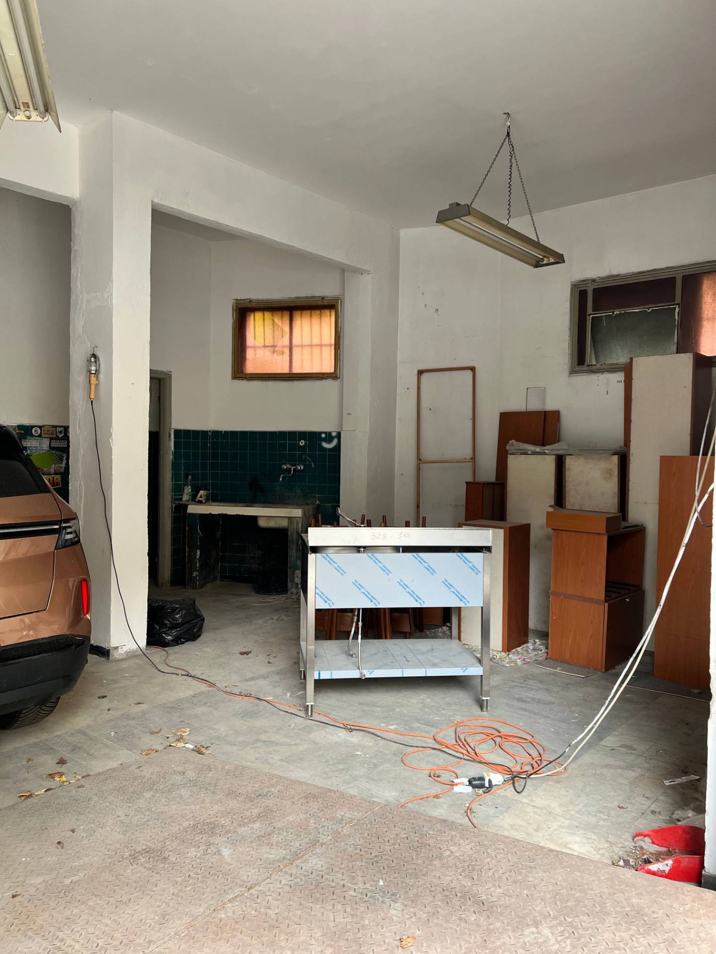 Box o garage in vendita a Savona, Santa Rita