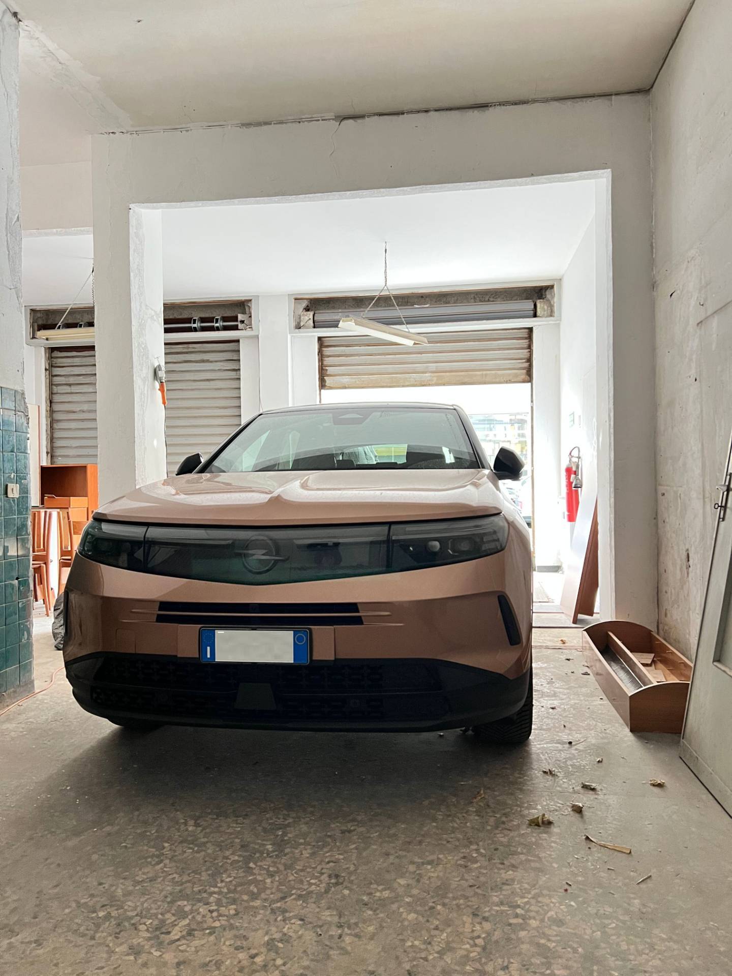 Box o garage in vendita a Savona, Santa Rita