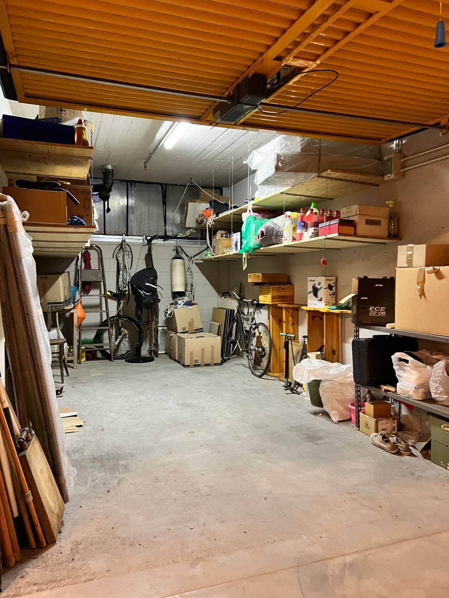 Box o garage in vendita a Savona, Centro