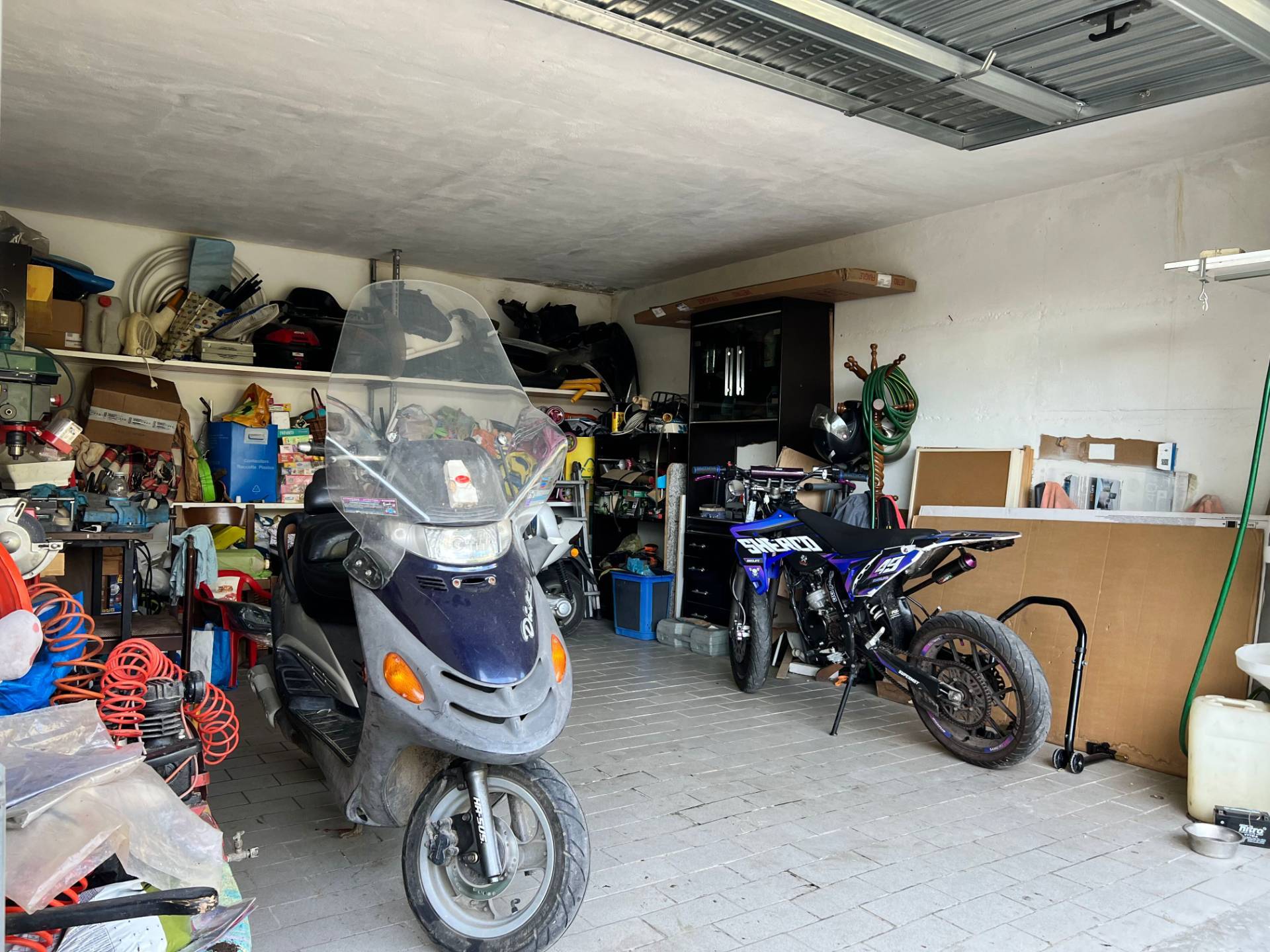 Garage / posto auto in vendita a Savona, Lavagnola