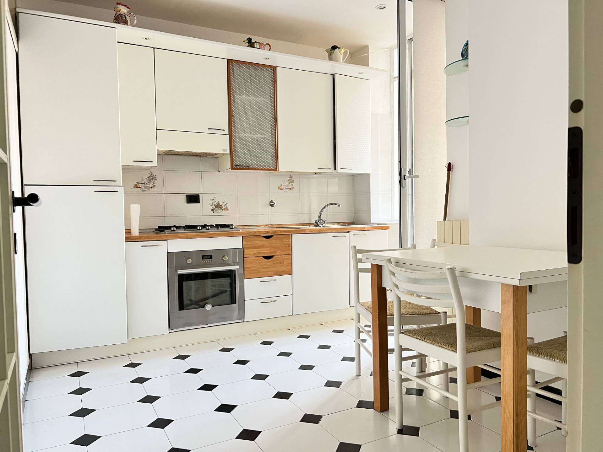 Appartamento in vendita a Savona, Santa Rita