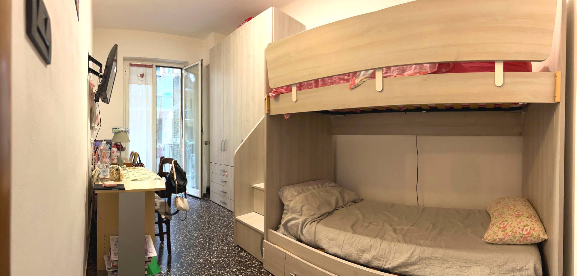Appartamento in vendita a Savona, Lavagnola