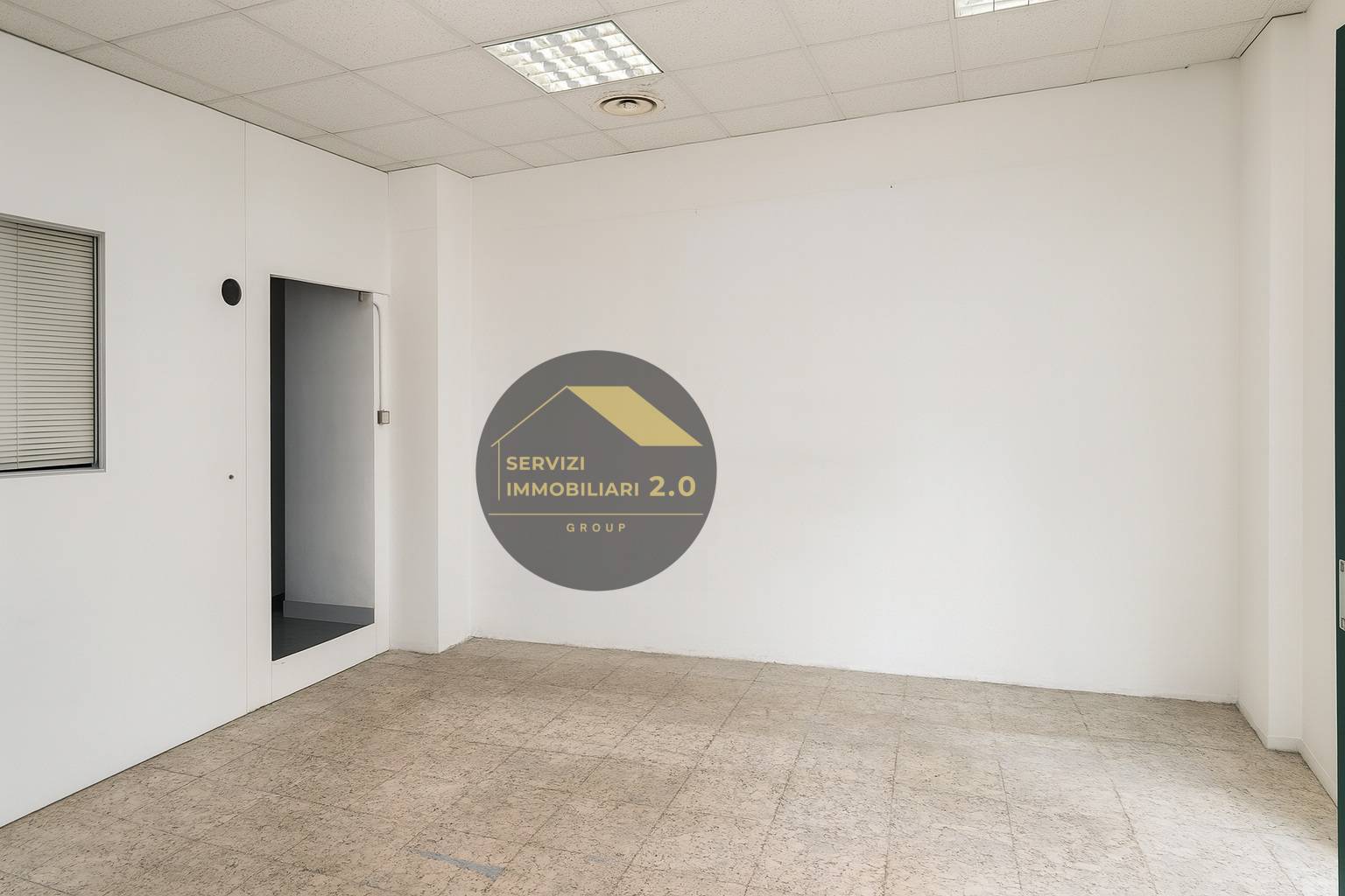 Locale commerciale in vendita a Roma, Pietralata