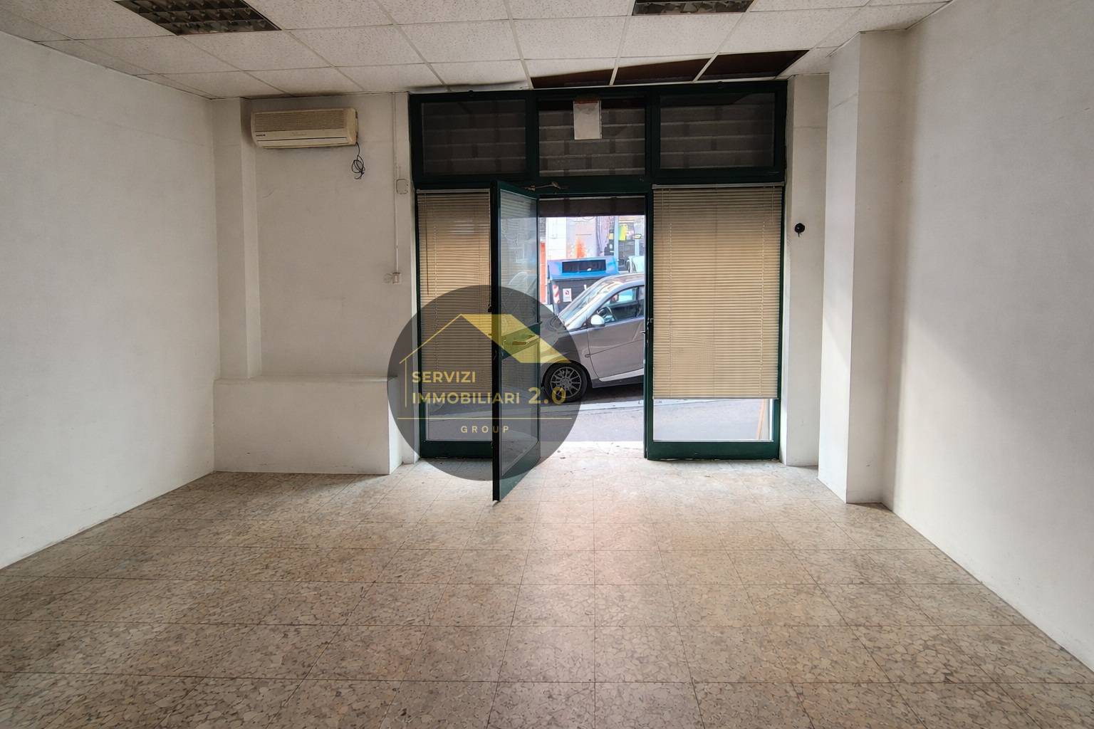 Locale commerciale in vendita a Roma, Pietralata