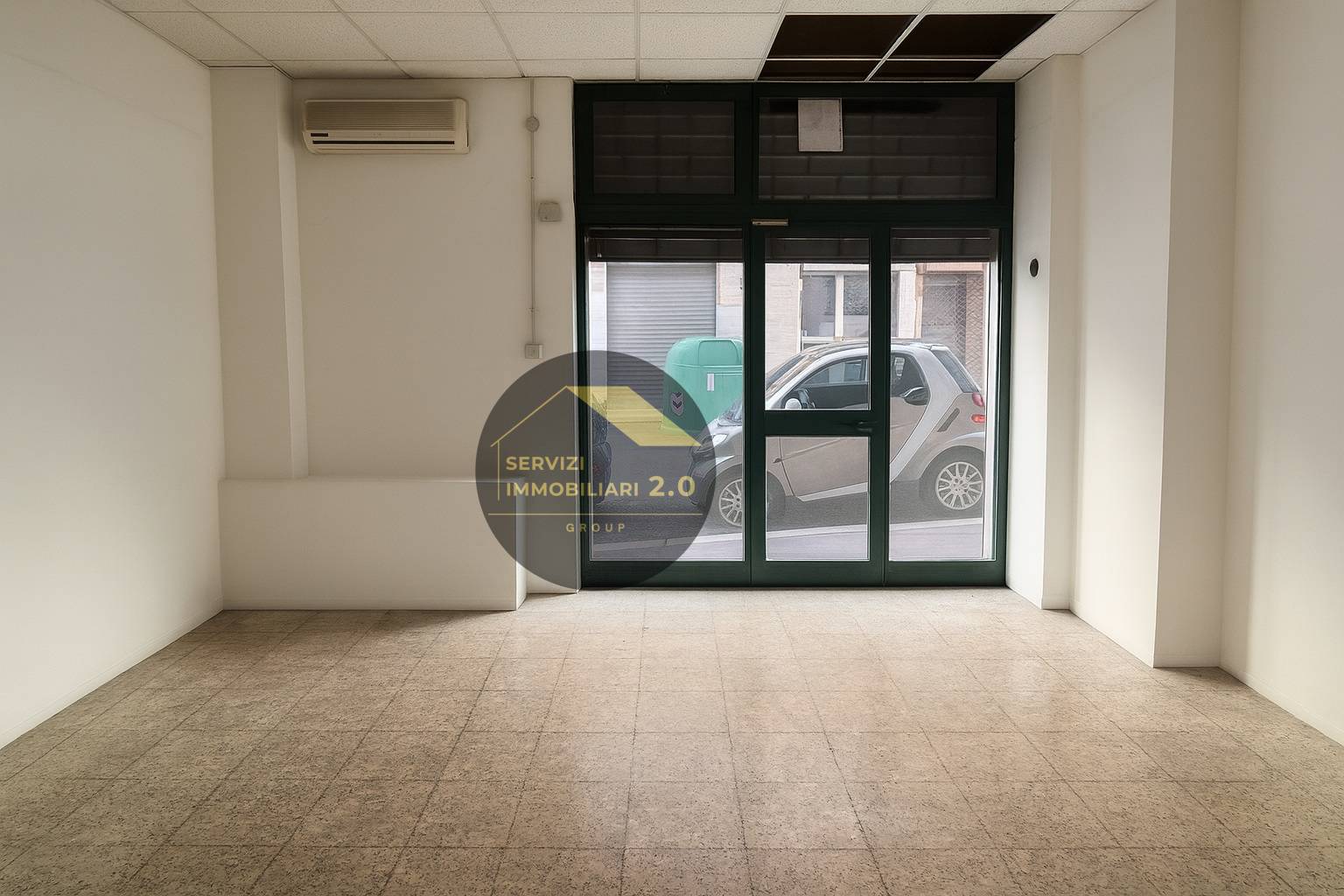 Locale commerciale in vendita a Roma, Pietralata