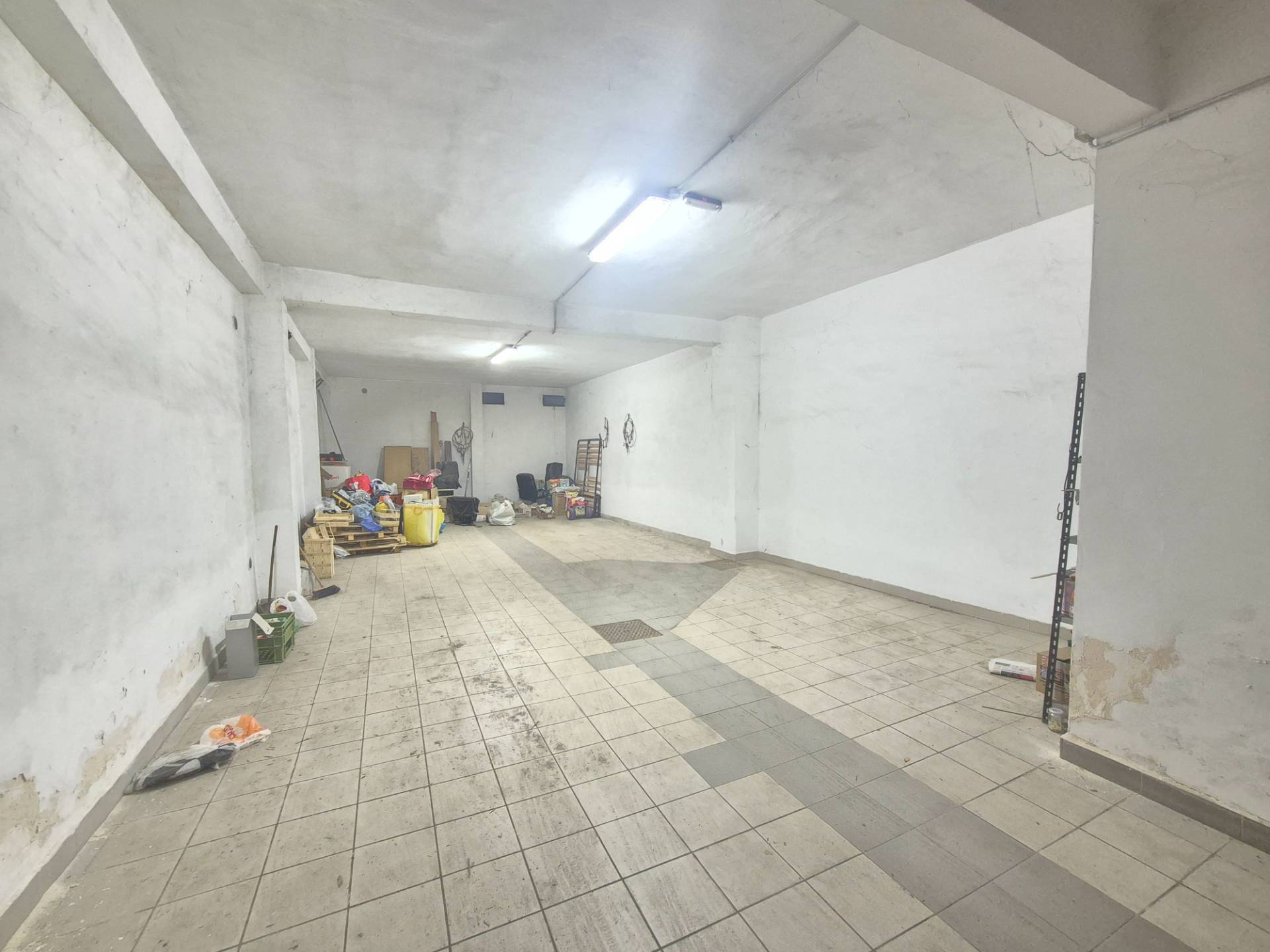 Box o garage in vendita a Roma, Casilina