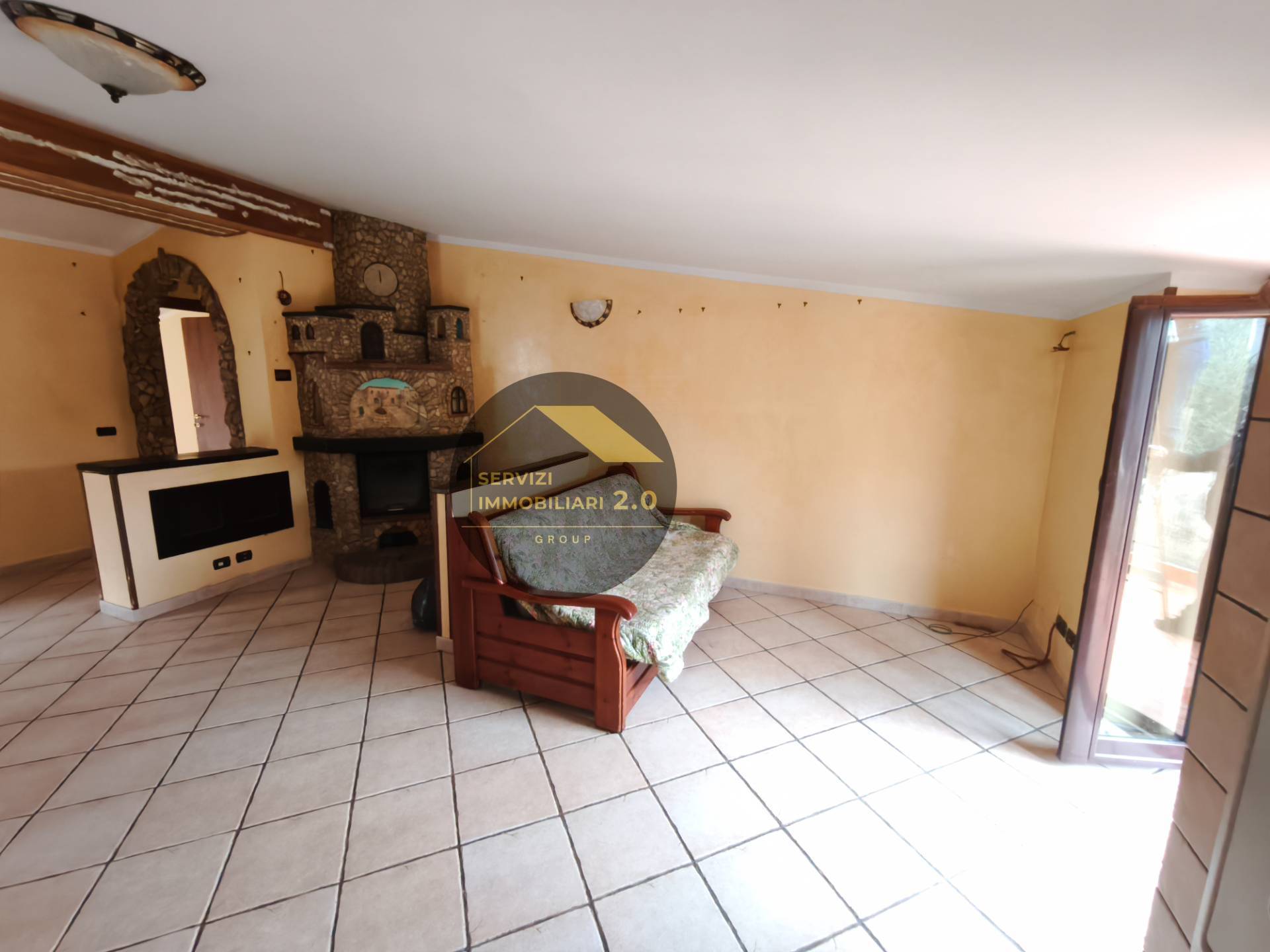 Appartamento in vendita a Agosta