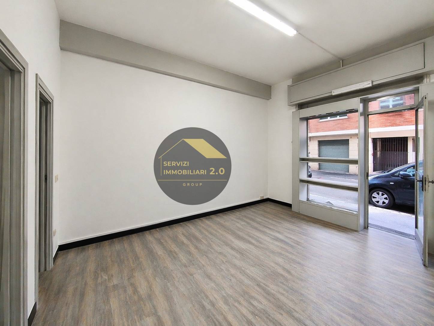 Locale commerciale in vendita a Roma, Vigna Clara