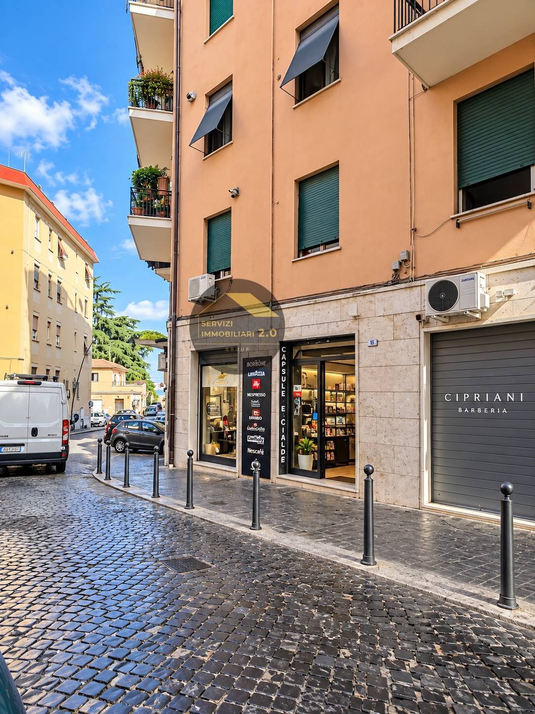 Locale commerciale in vendita a Frascati