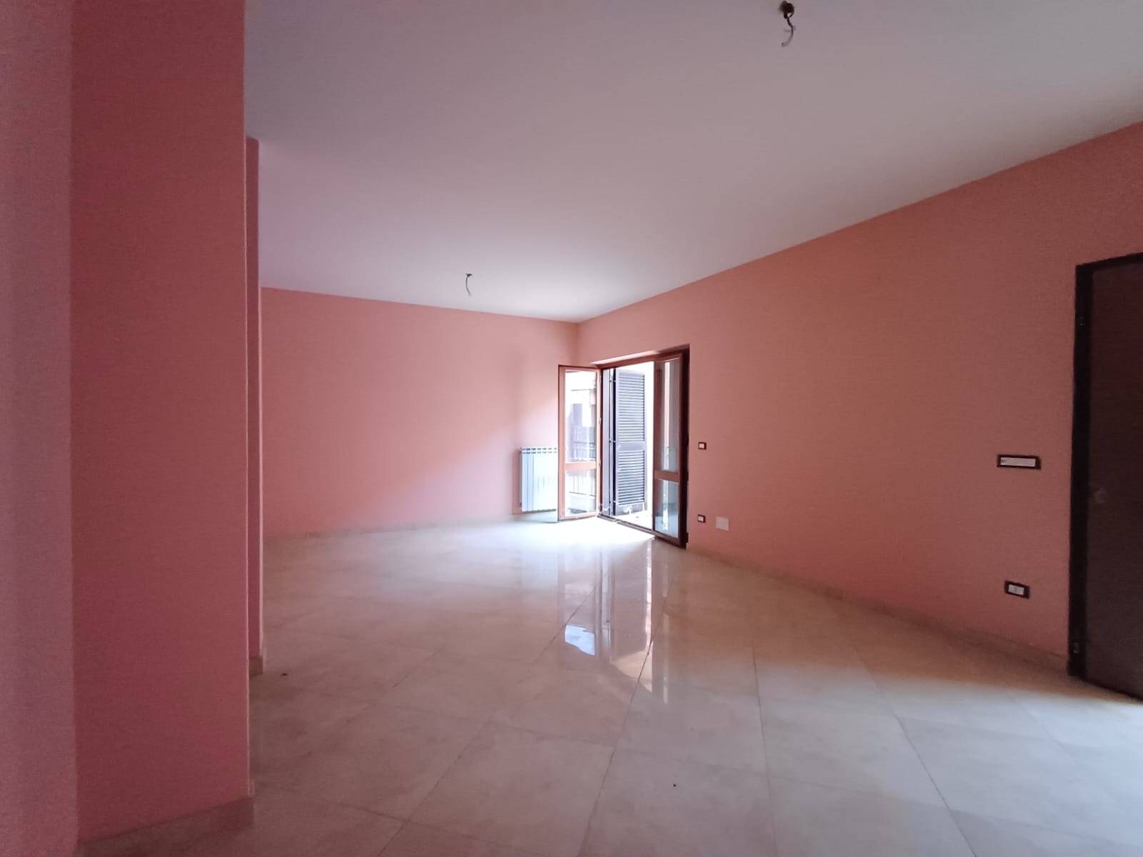 Villette a schiera in affitto a Castel Morrone, Sopra Monte. Scese Lunghe