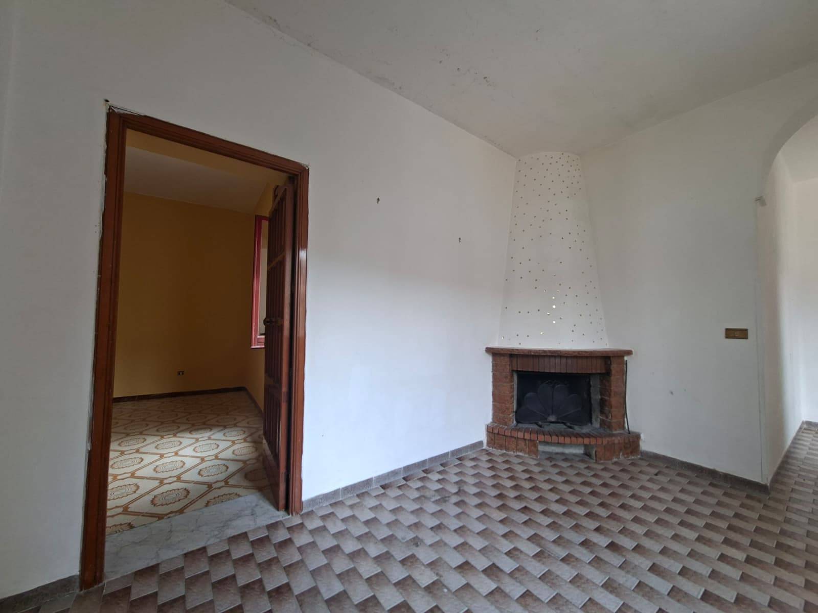 Appartamento in vendita a Castel Morrone