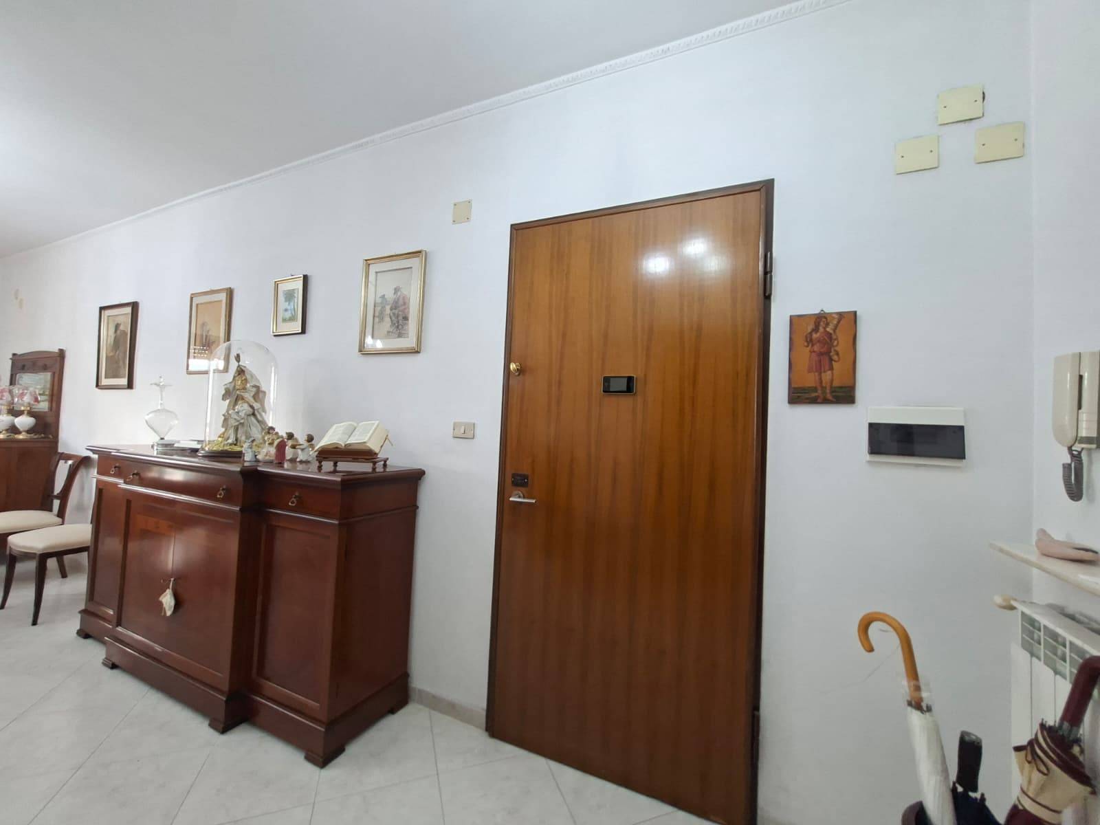 Appartamento in vendita a Caserta, Centro