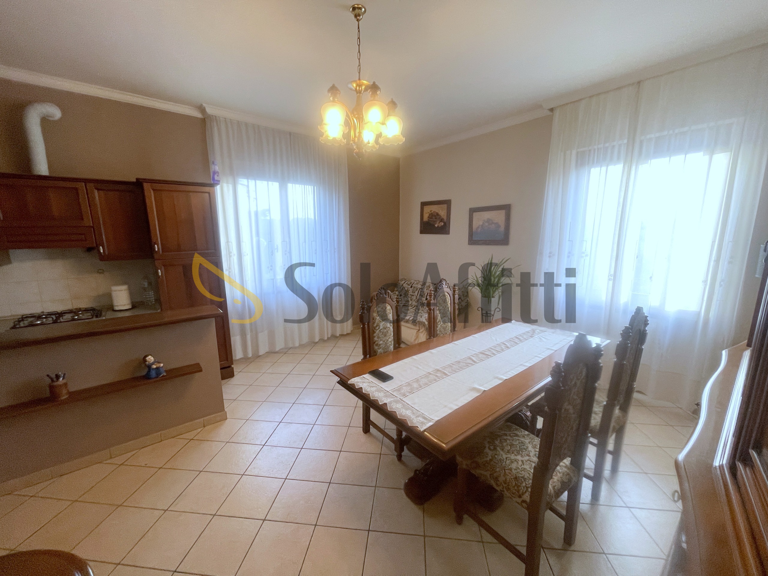 Trilocale in affitto a Monte Roberto