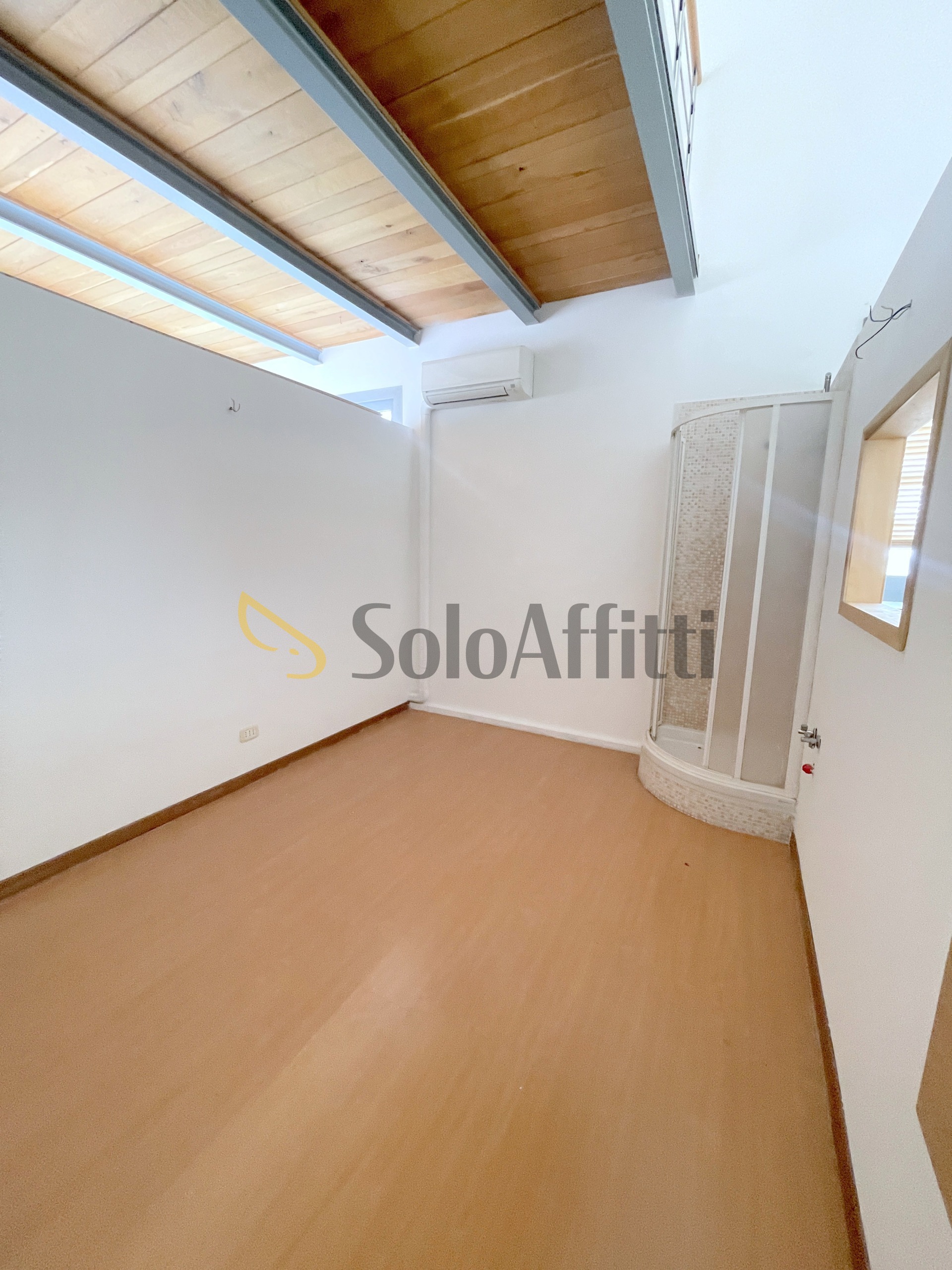 Locale commerciale in affitto, Osimo semicentrale