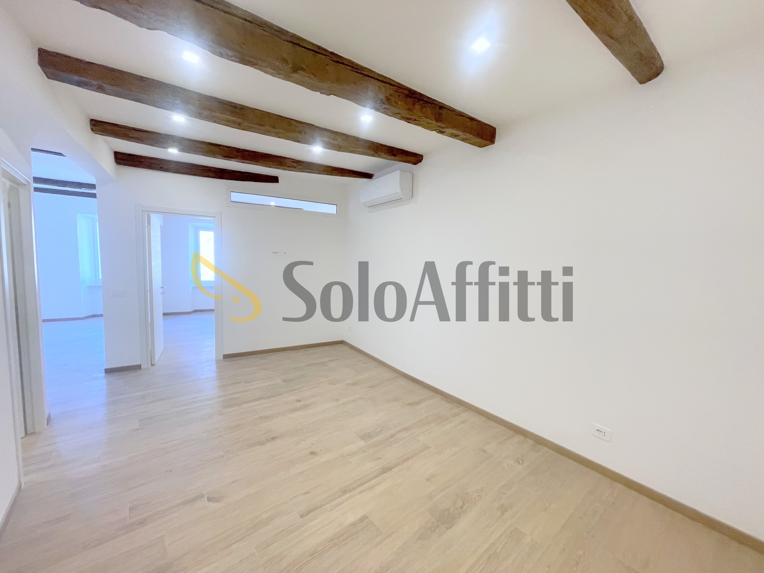 Trilocale nuovo, Osimo centro storico