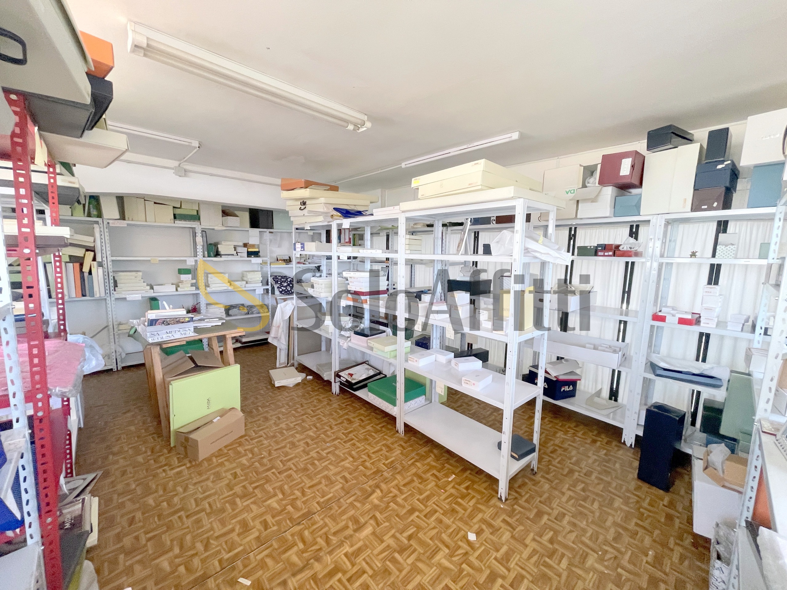 Locale commerciale in affitto, Osimo semicentrale