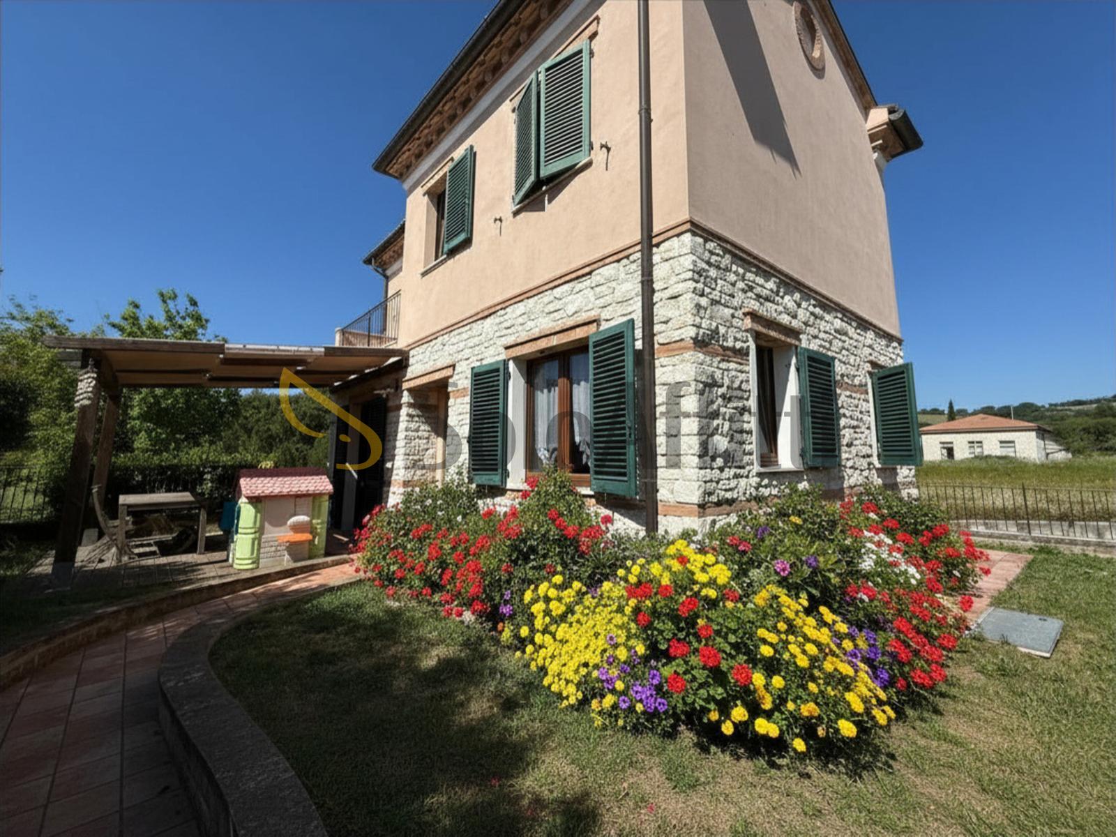 Casa indipendente in affitto a Sirolo
