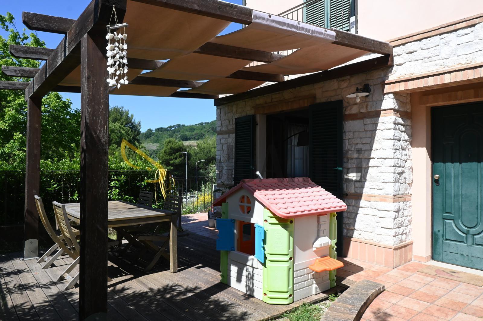 Casa indipendente in affitto a Sirolo
