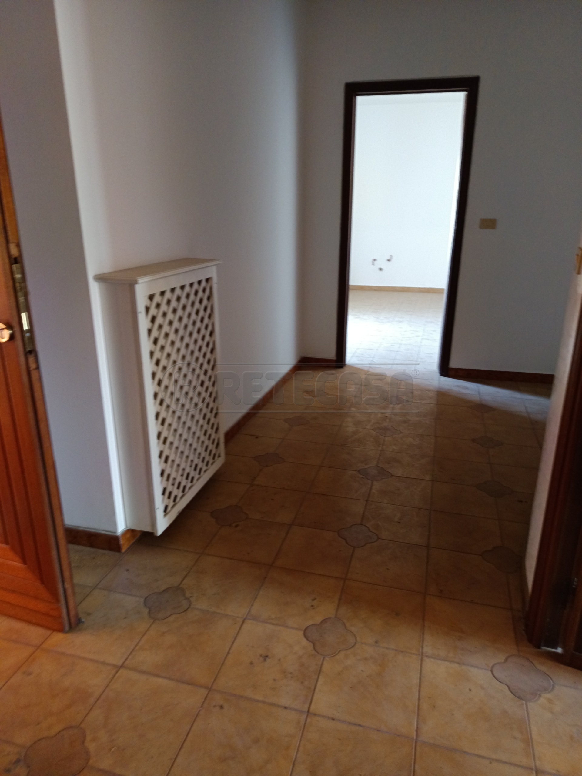 Appartamento con box in via francesco ferruccio 6, Parabita