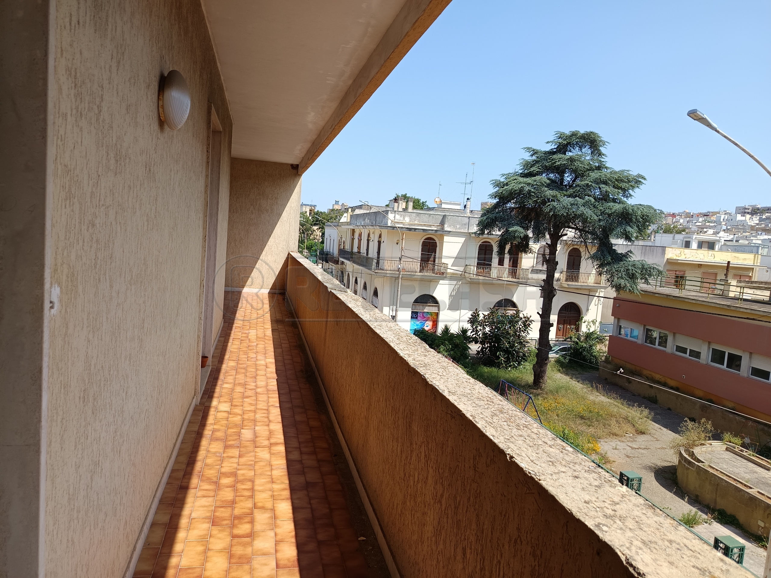 Appartamento con box in via francesco ferruccio 6, Parabita