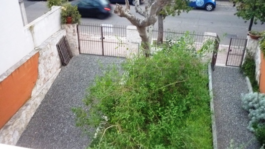 Casa indipendente con giardino in via de gasperi 33, Sannicola