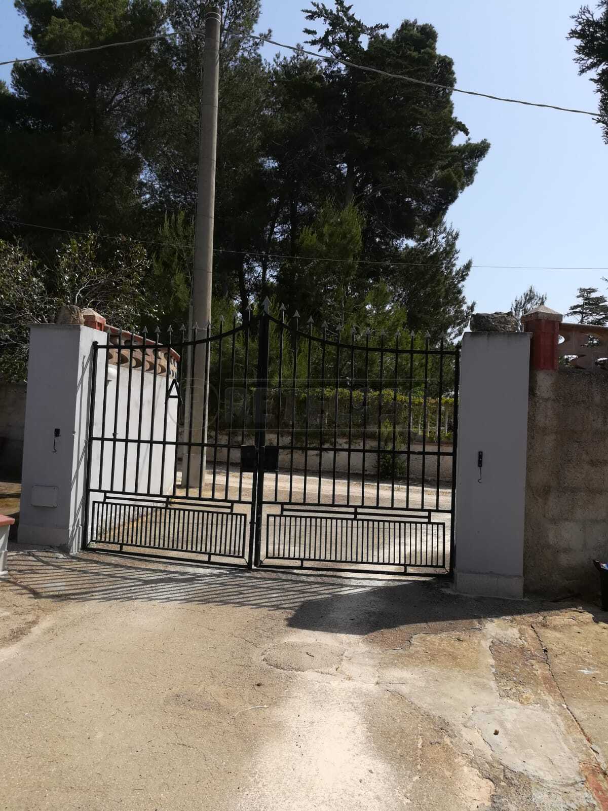 Villa con giardino in via b. ravenna 49, Gallipoli