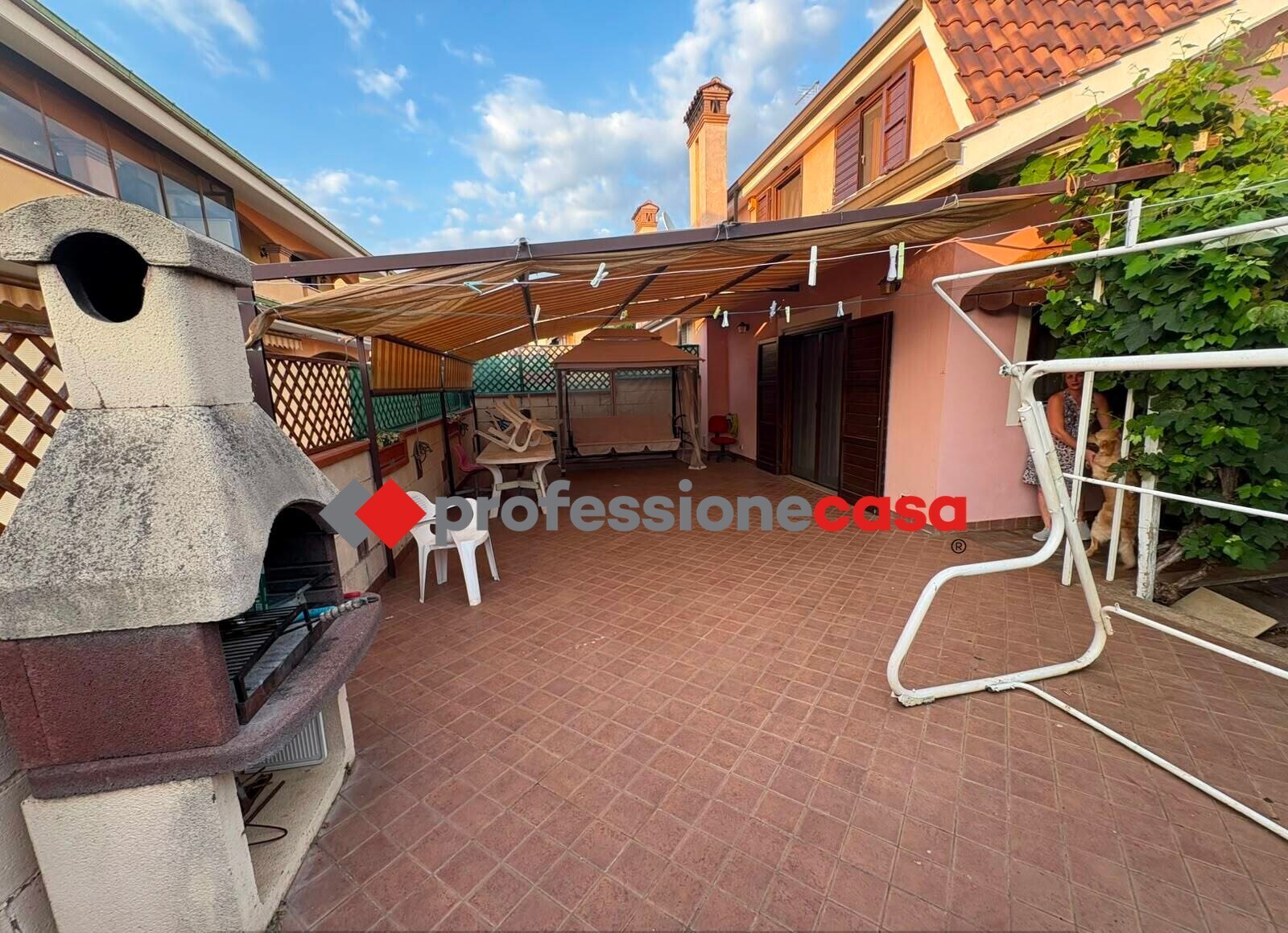 Casa indipendente con giardino, Pomezia torvaianica alta