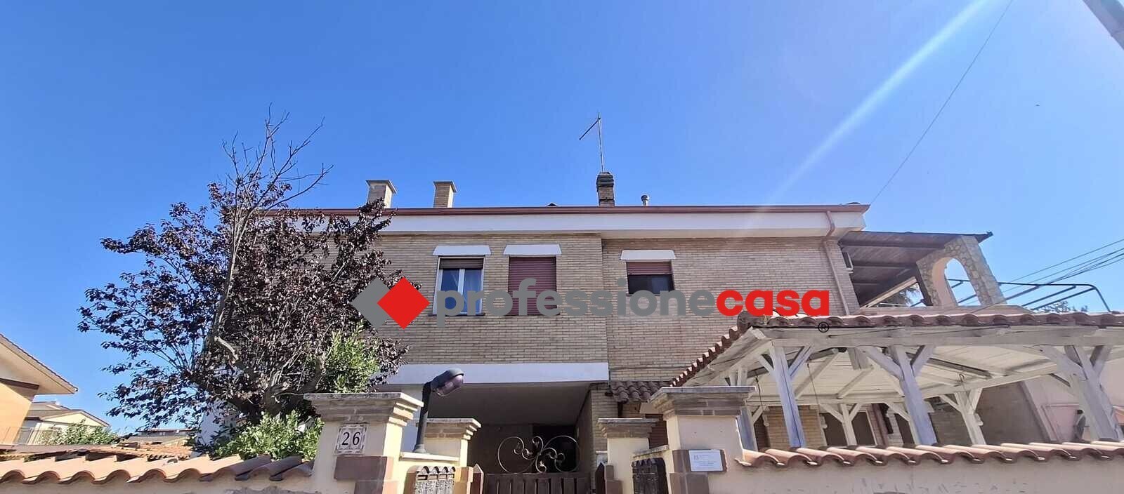 Casa indipendente ristrutturata a Pomezia