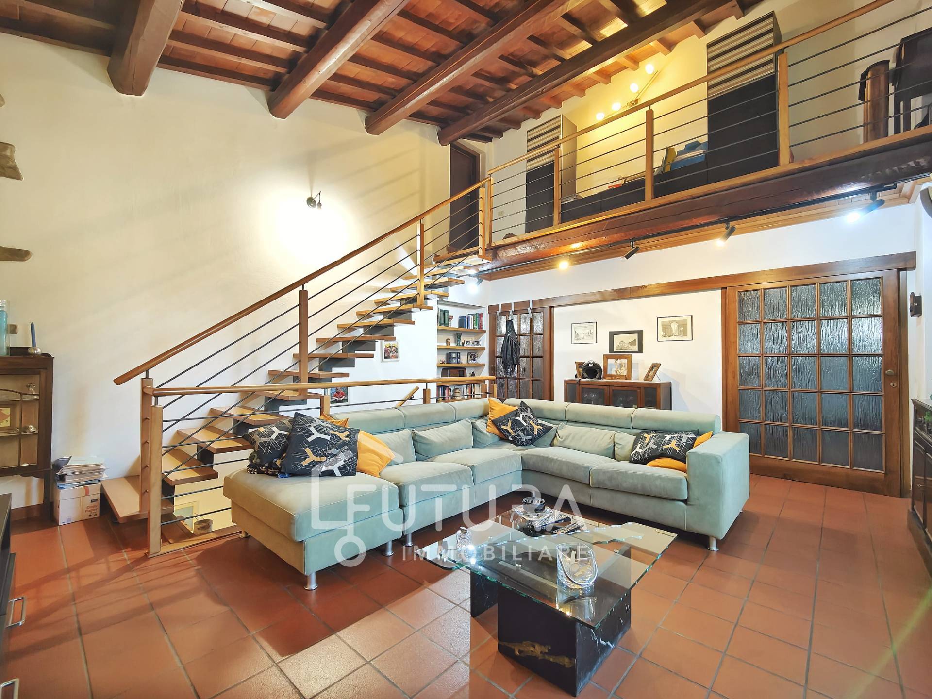 Villa in vendita a Campi Bisenzio, San Donnino