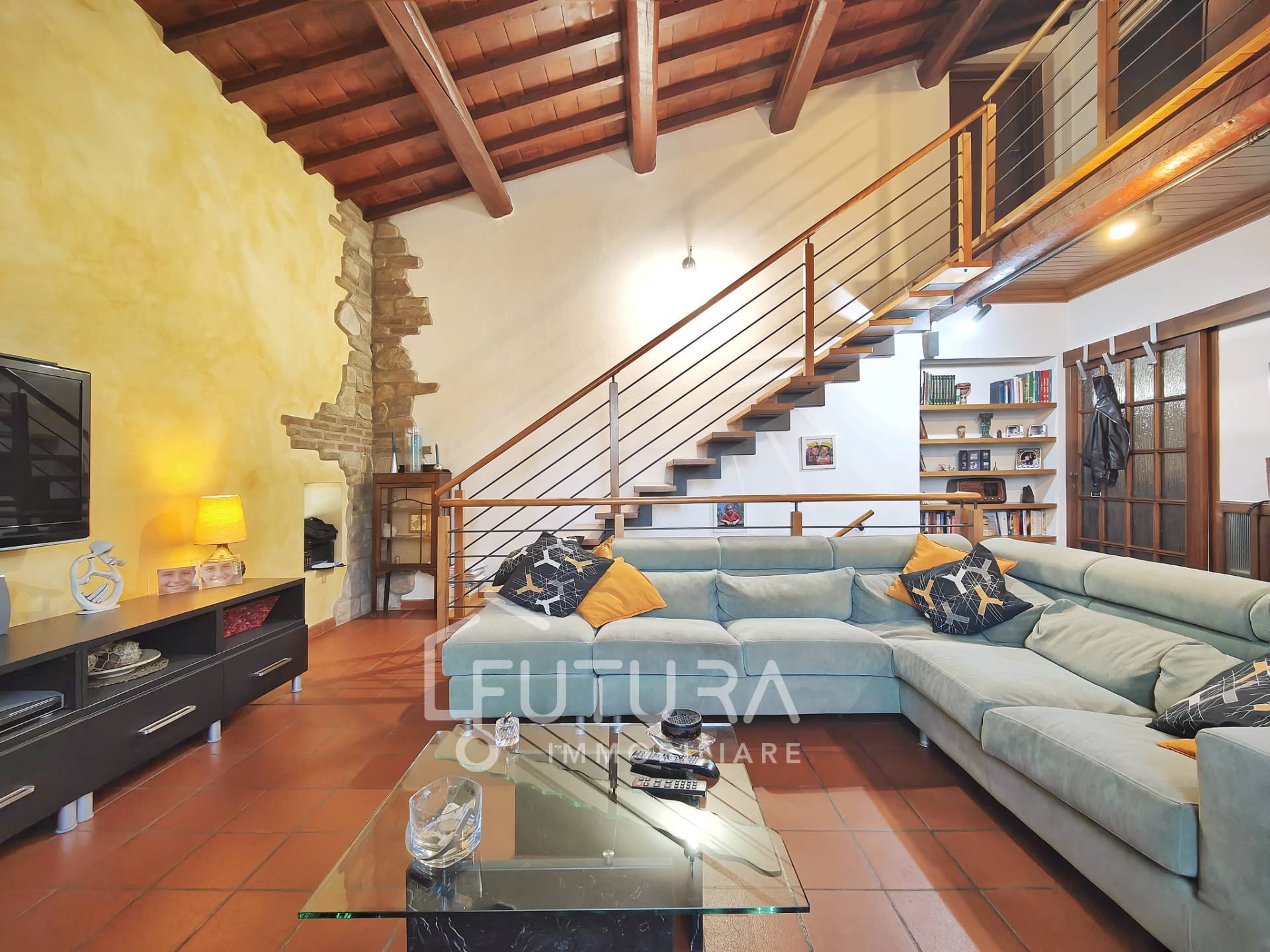 Villa in vendita a Campi Bisenzio, San Donnino