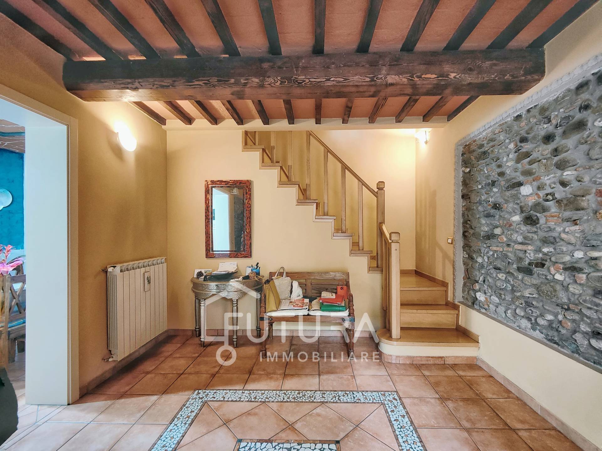 Casa singola in vendita a Prato, Zarini