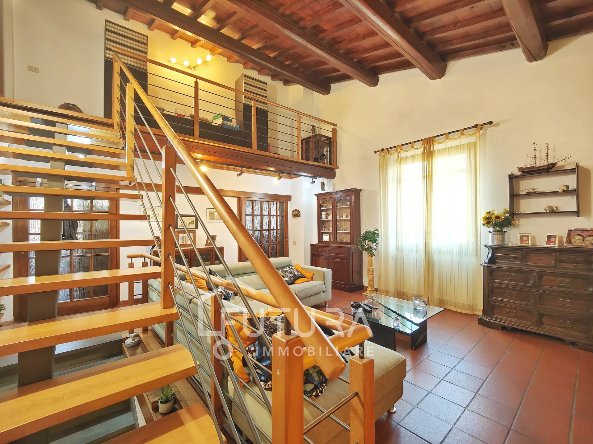Villa in vendita a Campi Bisenzio, San Donnino