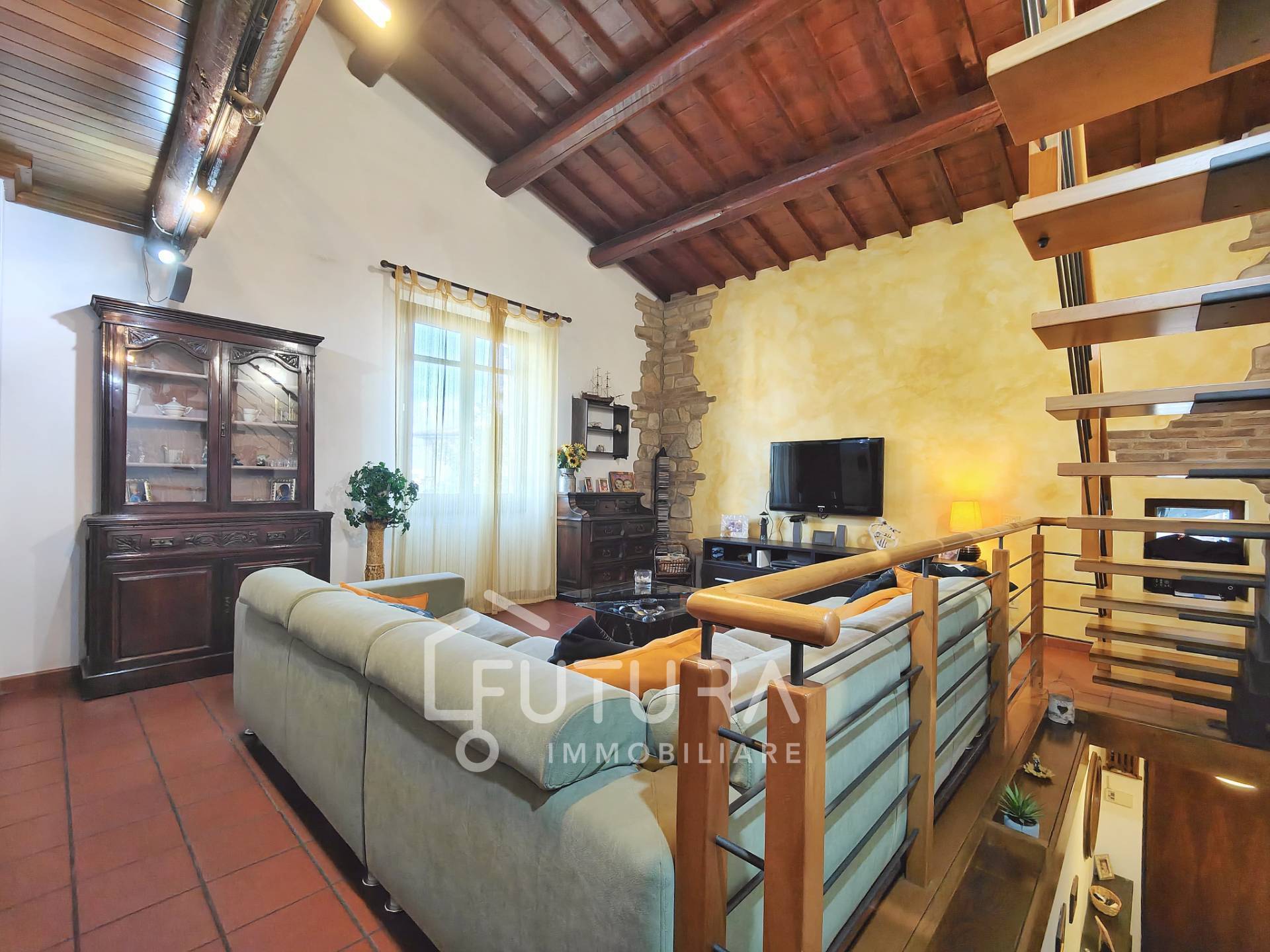 Villa in vendita a Campi Bisenzio, San Donnino