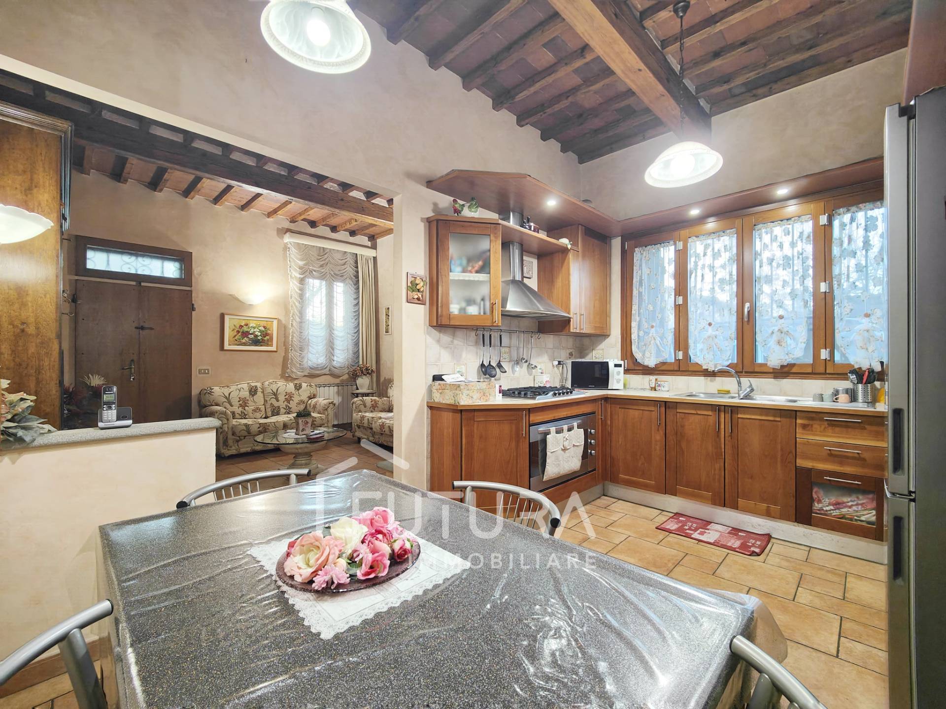 Casa singola in vendita a Campi Bisenzio, San Piero a Ponti