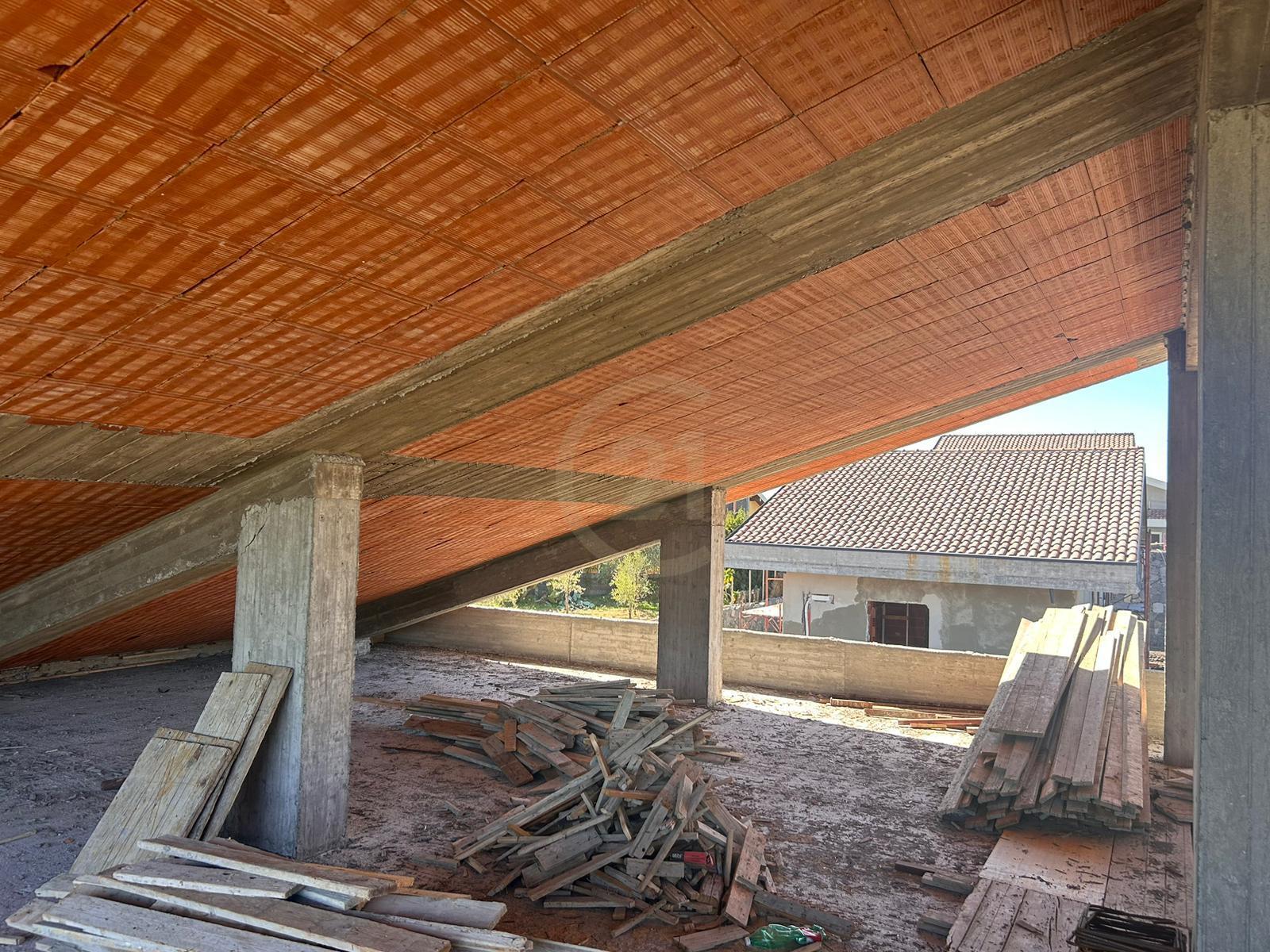 Villa con giardino, San Pietro Clarenza semicentro