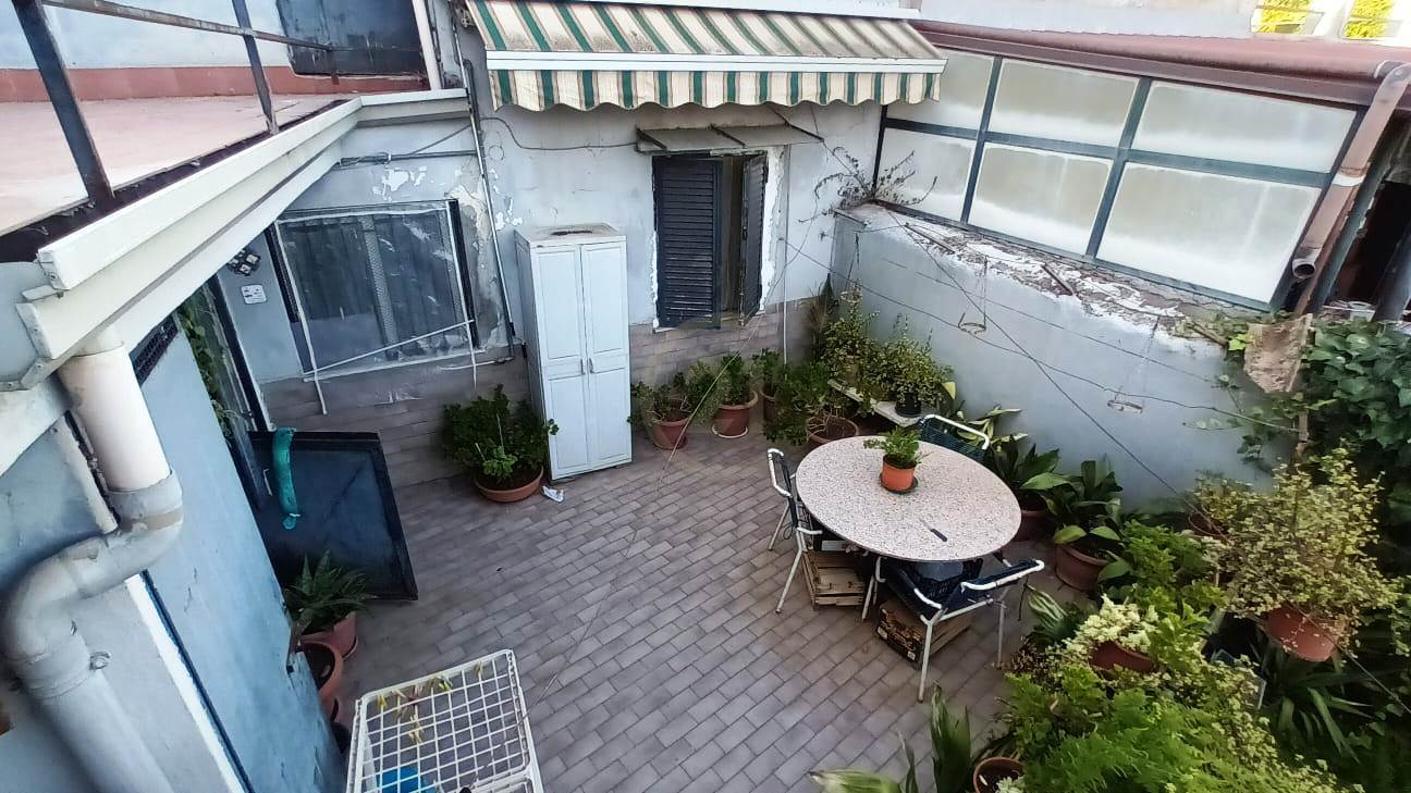 Casa indipendente con giardino, Mascalucia centro